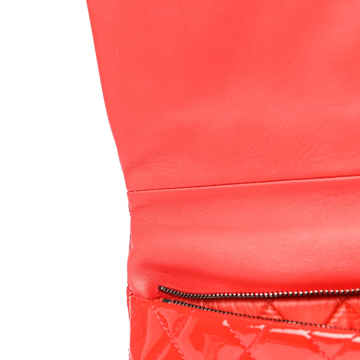 Chanel Patent Calfskin Quilted Beauty CC Clutch Red 13 of 14