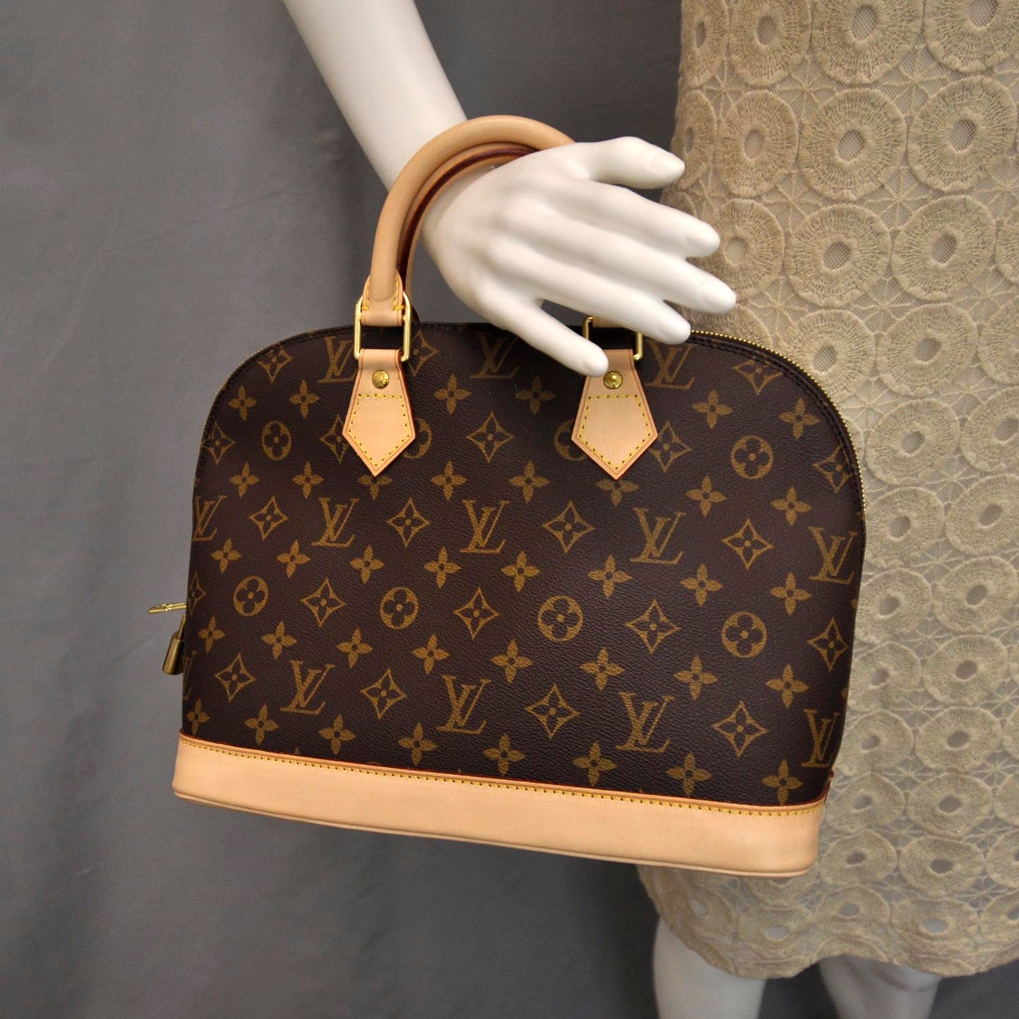 Monogram Alma PM