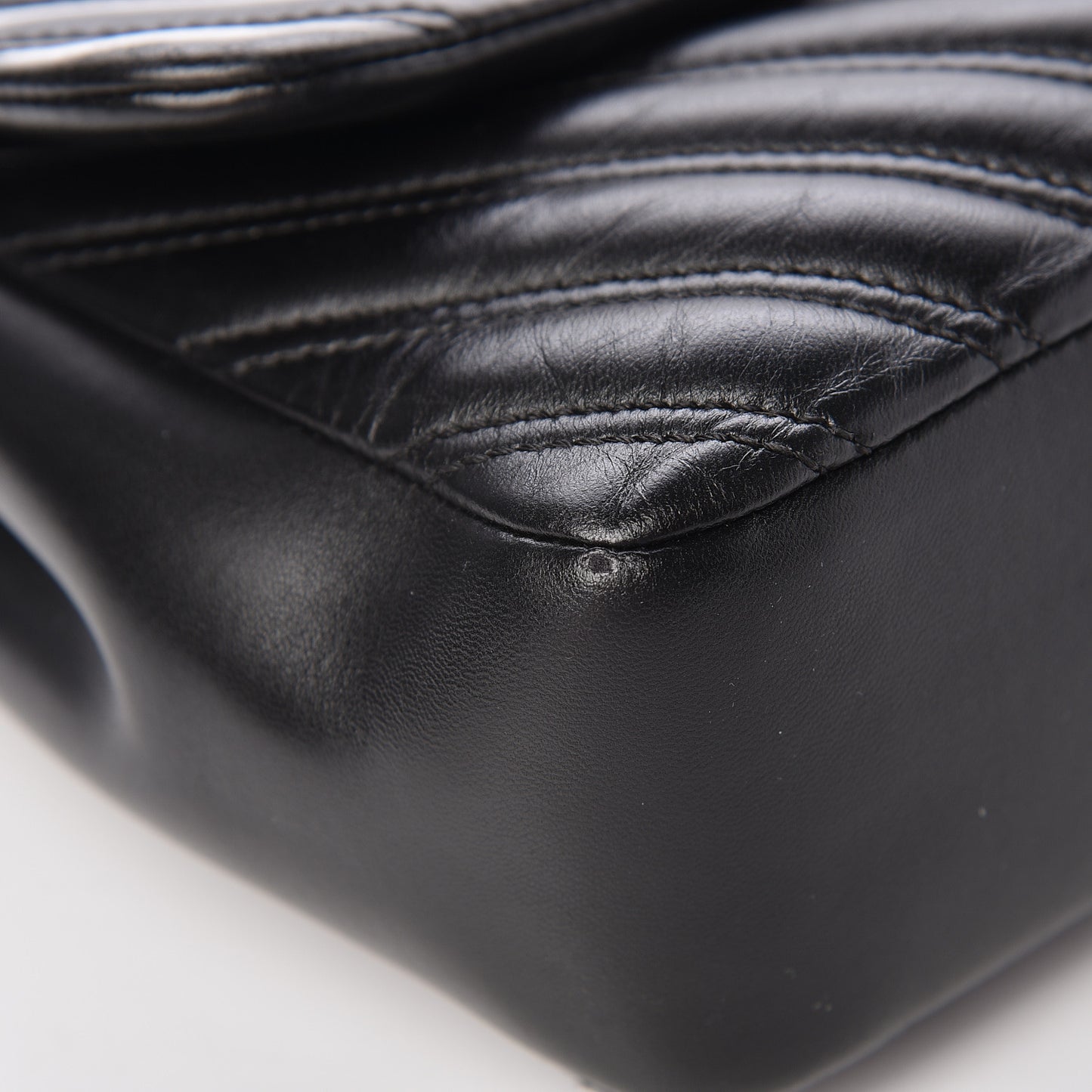 Lambskin Chevron Quilted Double Stitch Jumbo Single Flap Black