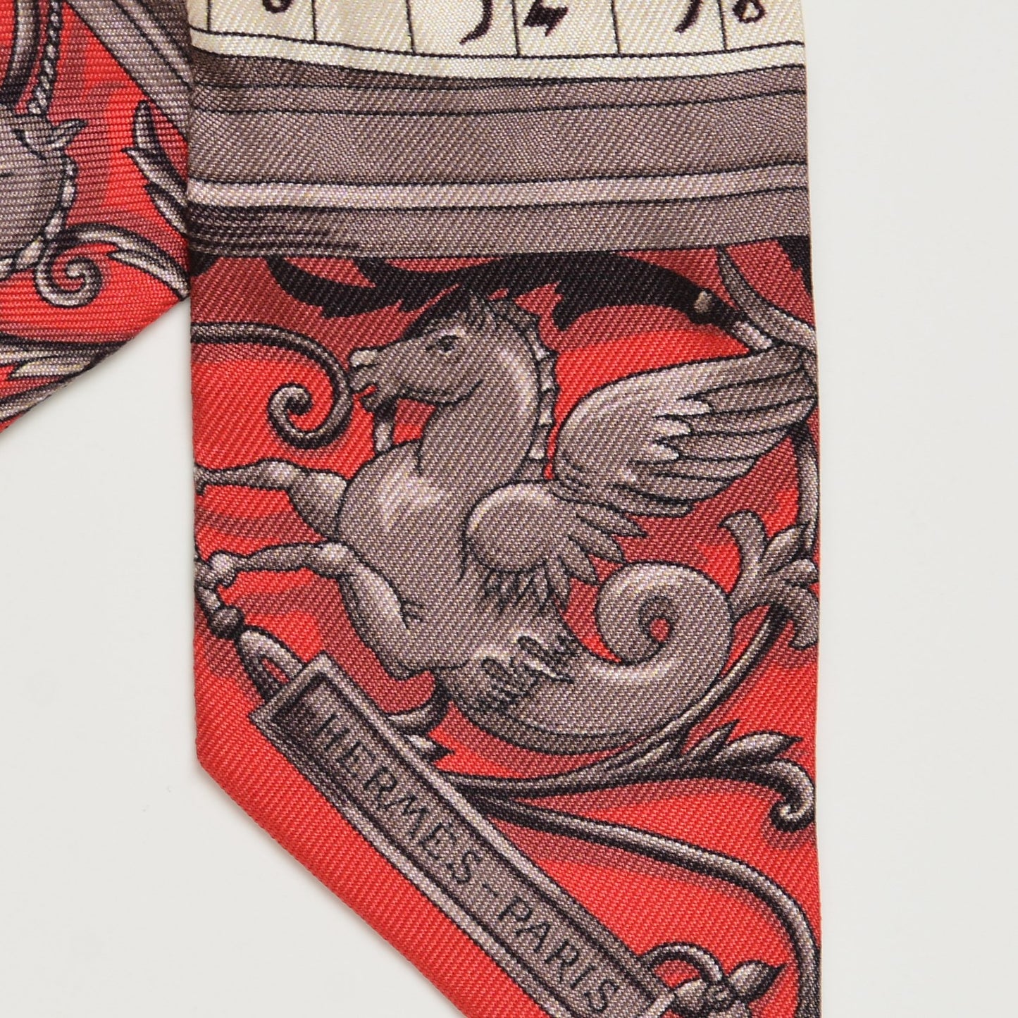 Silk Astrologie Twilly Rouge Grey Vert
