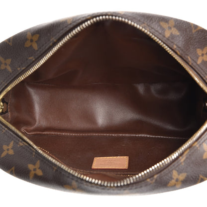 Louis Vuitton Monogram Toiletry Bag 25 5 of 9