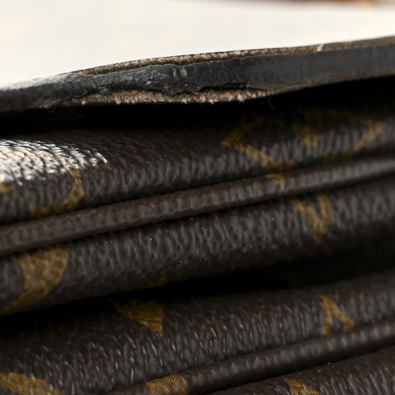 Louis Vuitton Monogram Pochette Metis 18 of 20