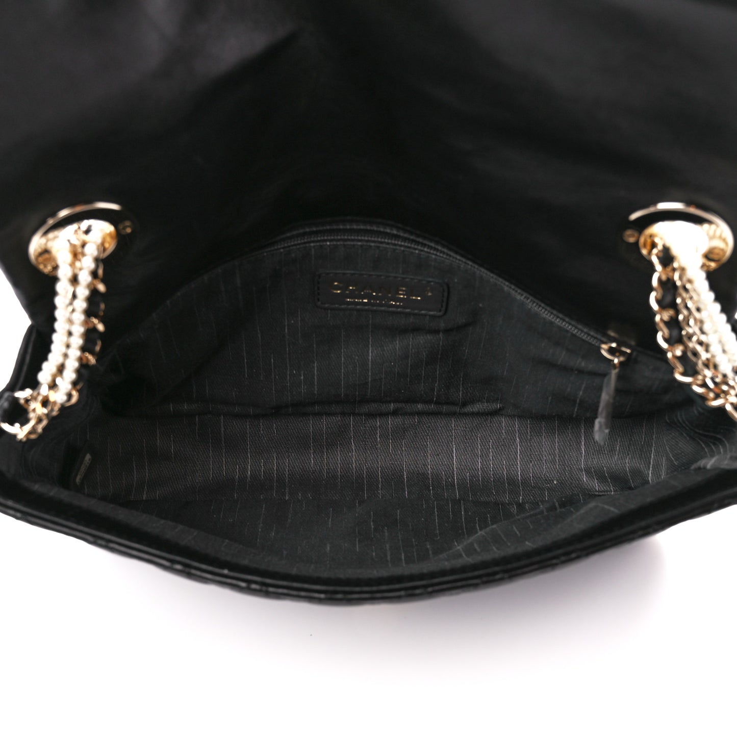 Lambskin Quilted Medium Westminster Pearl Flap Black