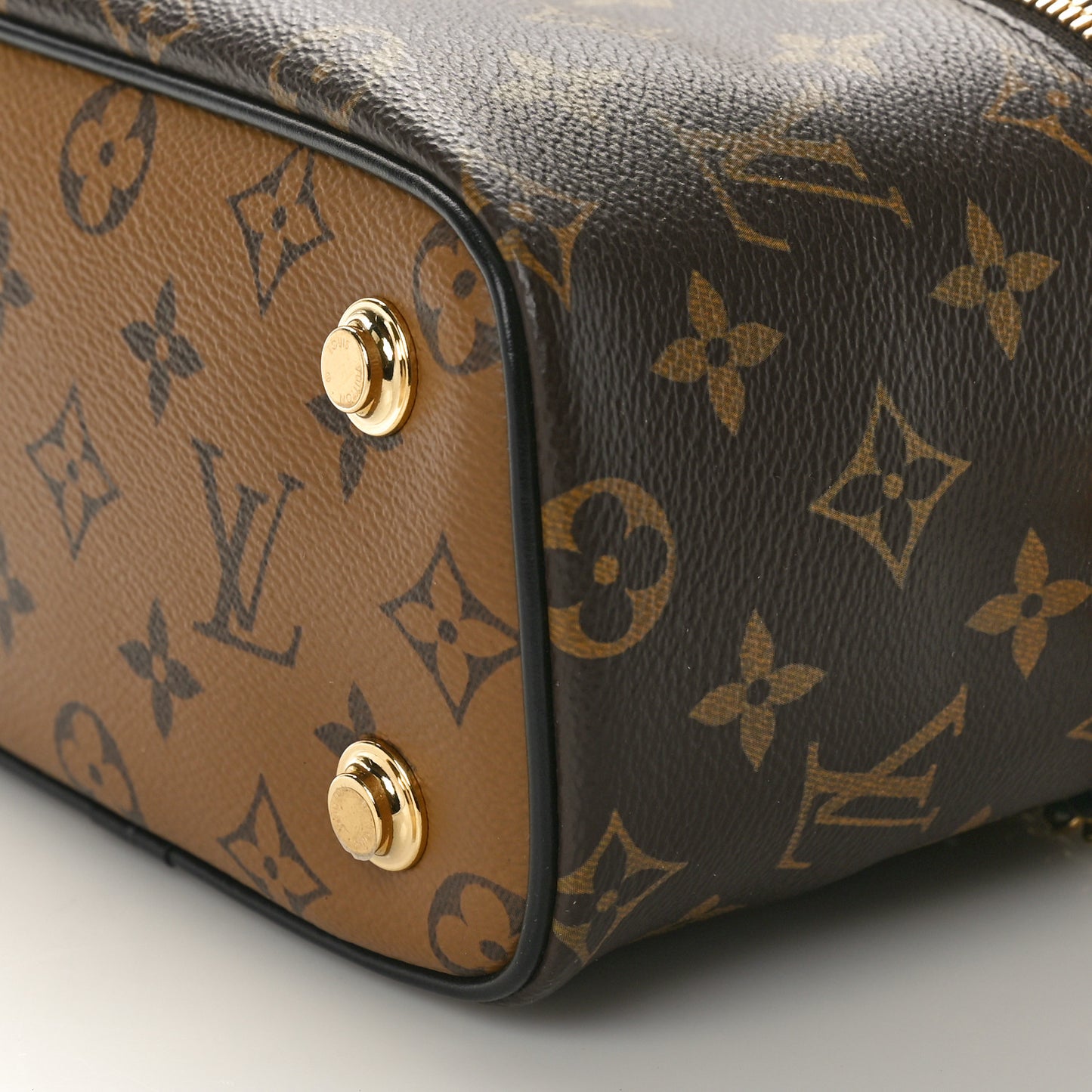 Reverse Monogram Vanity PM