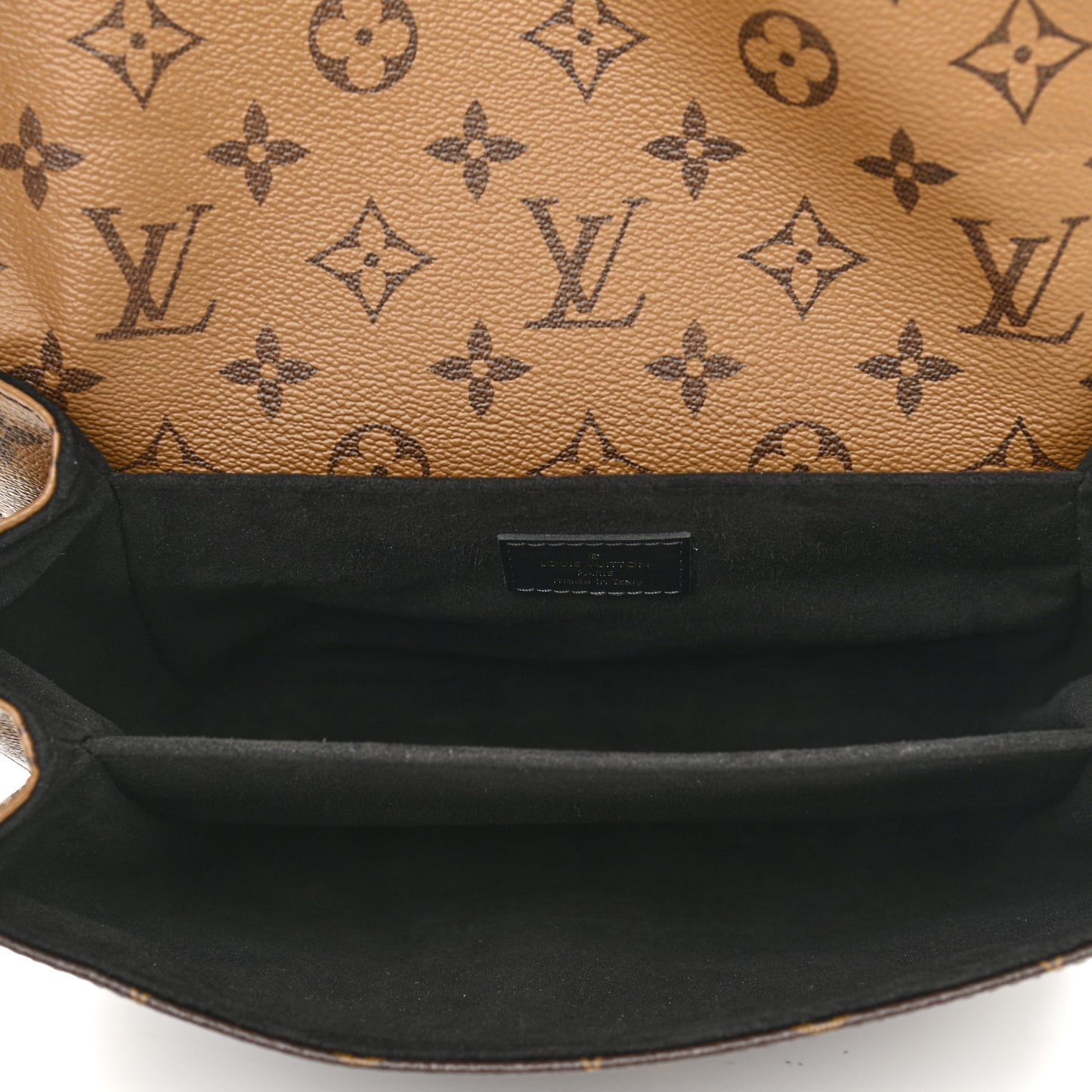Reverse Monogram Pochette Metis