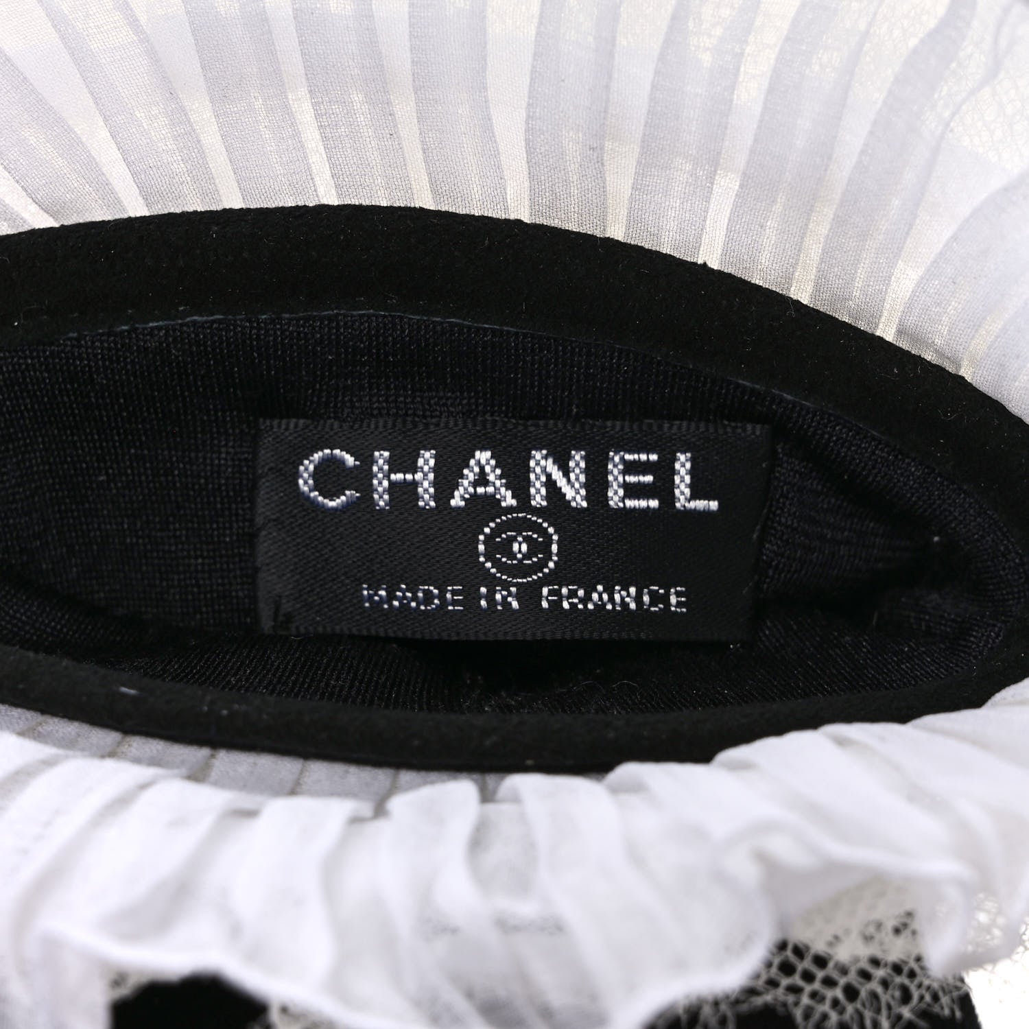 Chanel Suede Lace CC Gloves 8 Black White 3 of 5