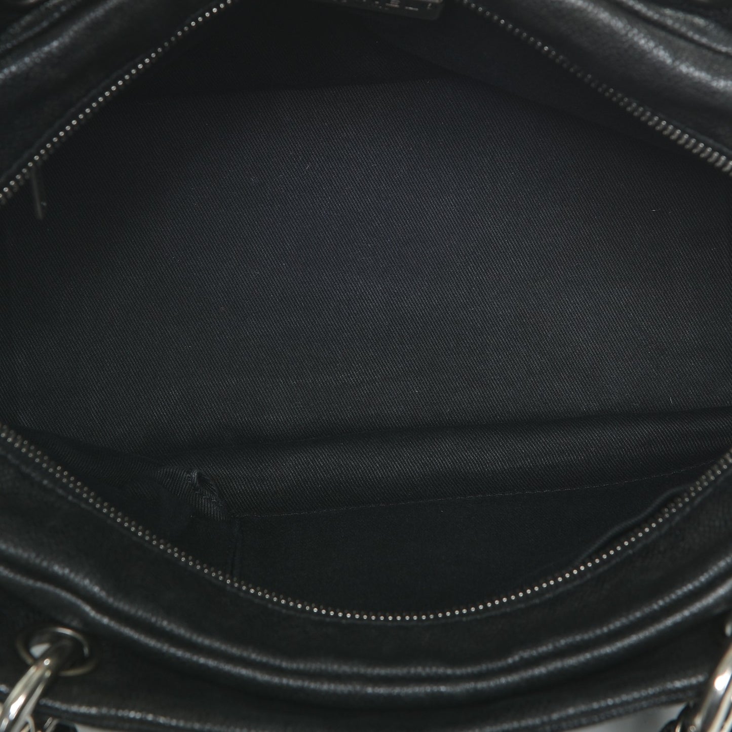 Distressed Caviar Outdoor Ligne Tote Black