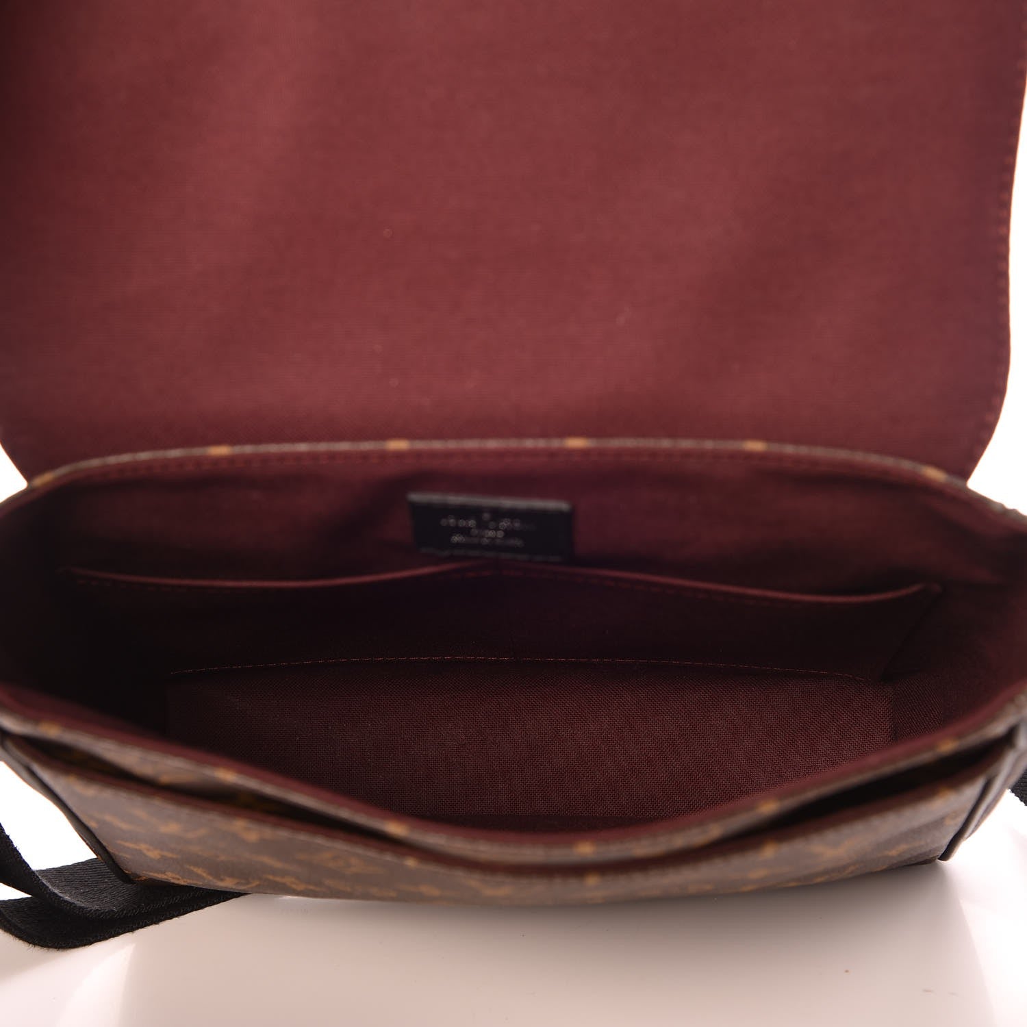 Louis Vuitton Monogram Macassar District PM 5 of 6