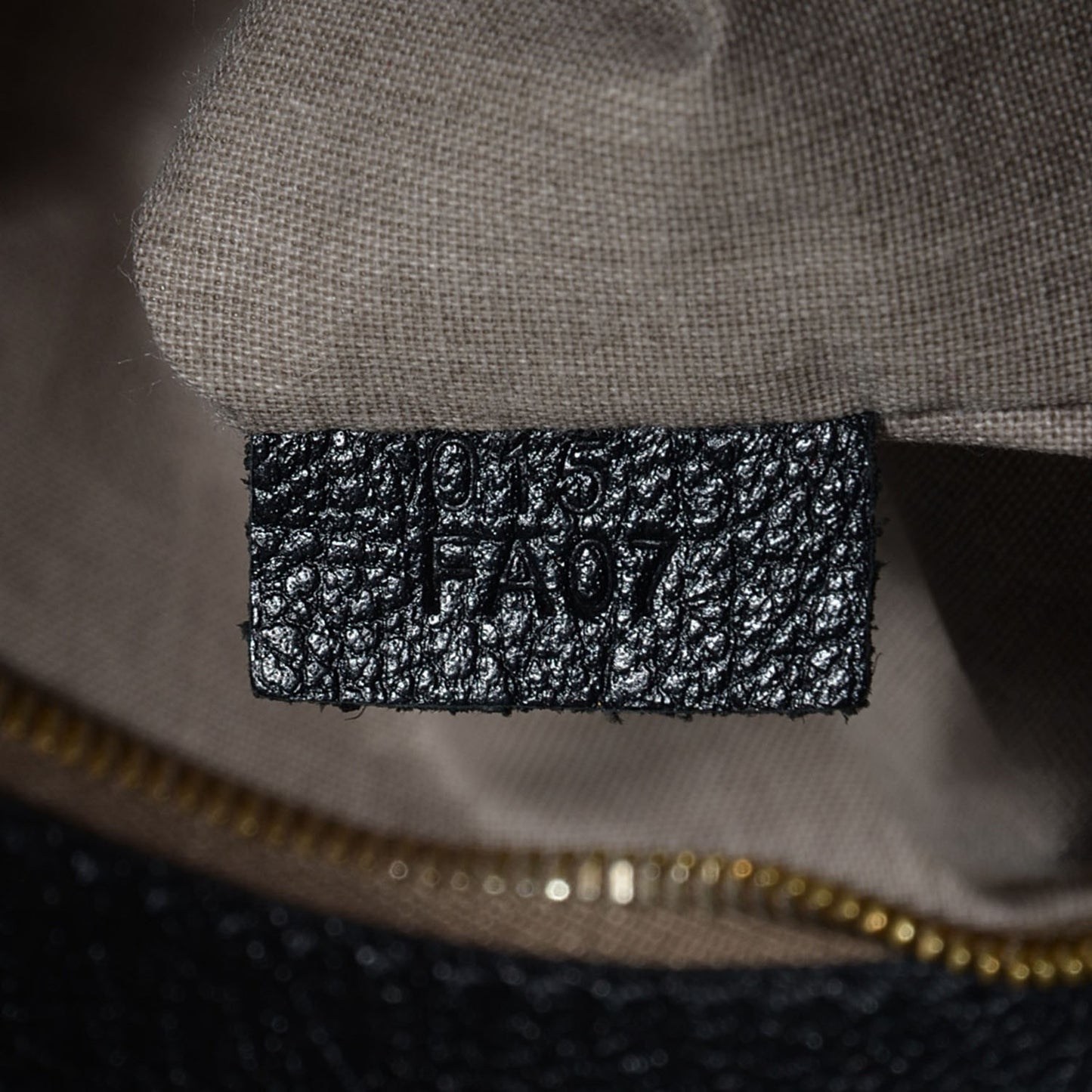 Leather Mix Quilted East West Virna Black