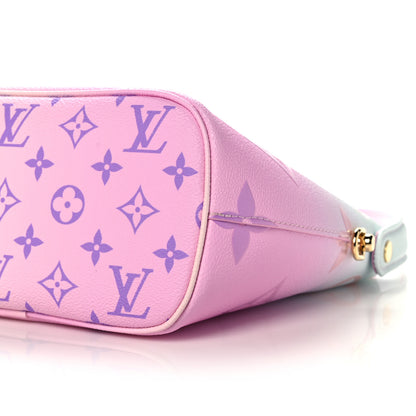 Louis Vuitton Monogram Giant Spring In The City Marshmallow Hobo PM Sunrise Pastel 8 of 9