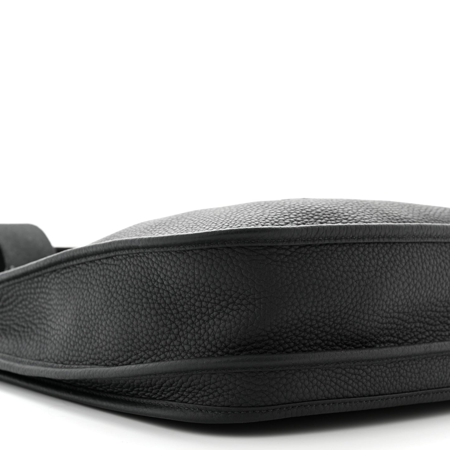 Taurillon Clemence Evelyne III PM Black