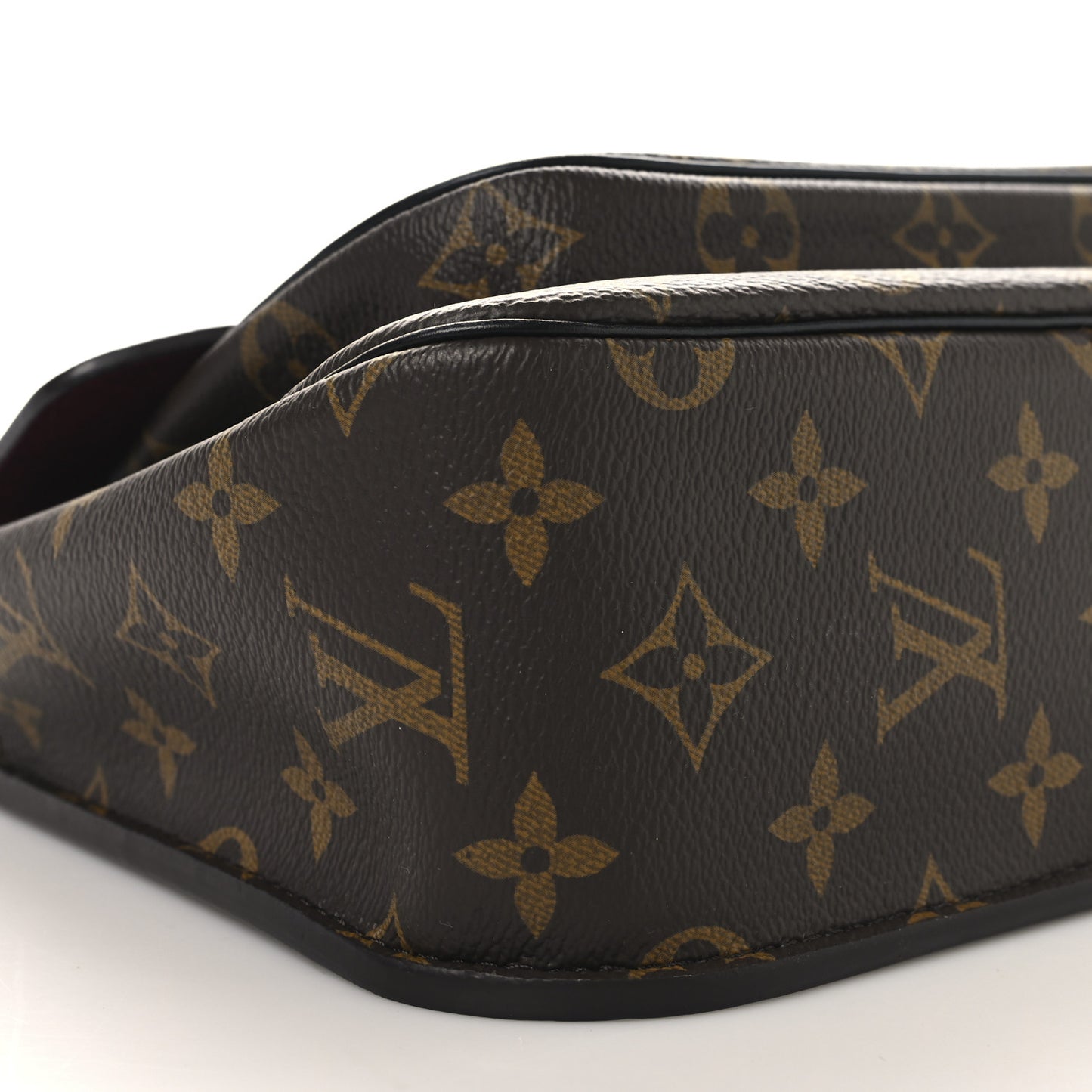 Monogram Passy