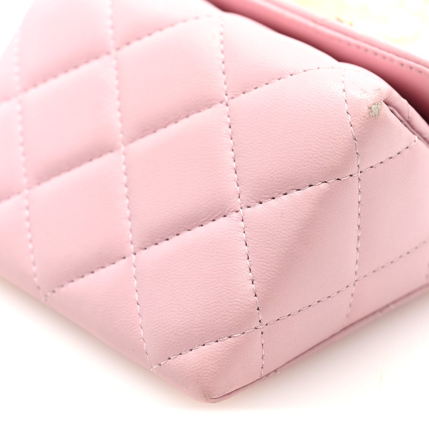 Lambskin Quilted Pearl Pyramid Clutch With Chain Pink
