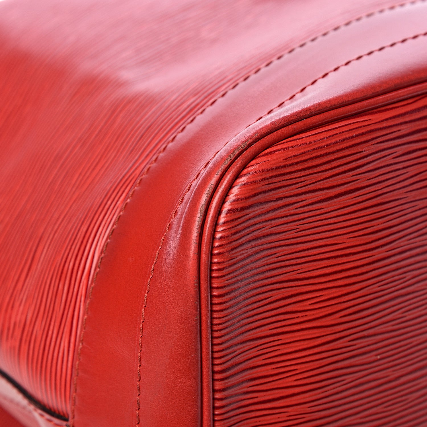 Louis Vuitton Epi Noe Castillan Red 9 of 13