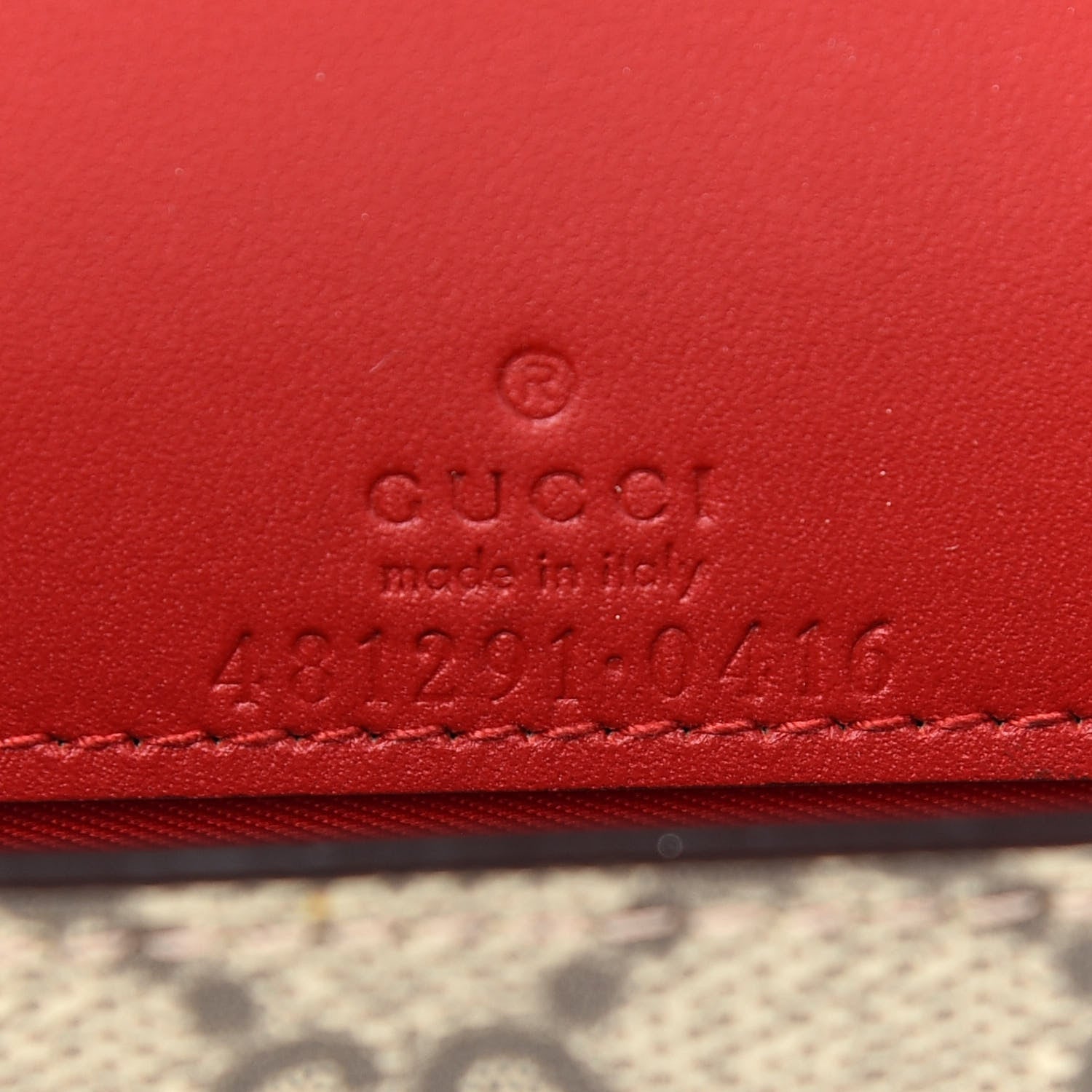 Gucci GG Supreme Monogram Mini Cherry Chain Bag 5 of 7