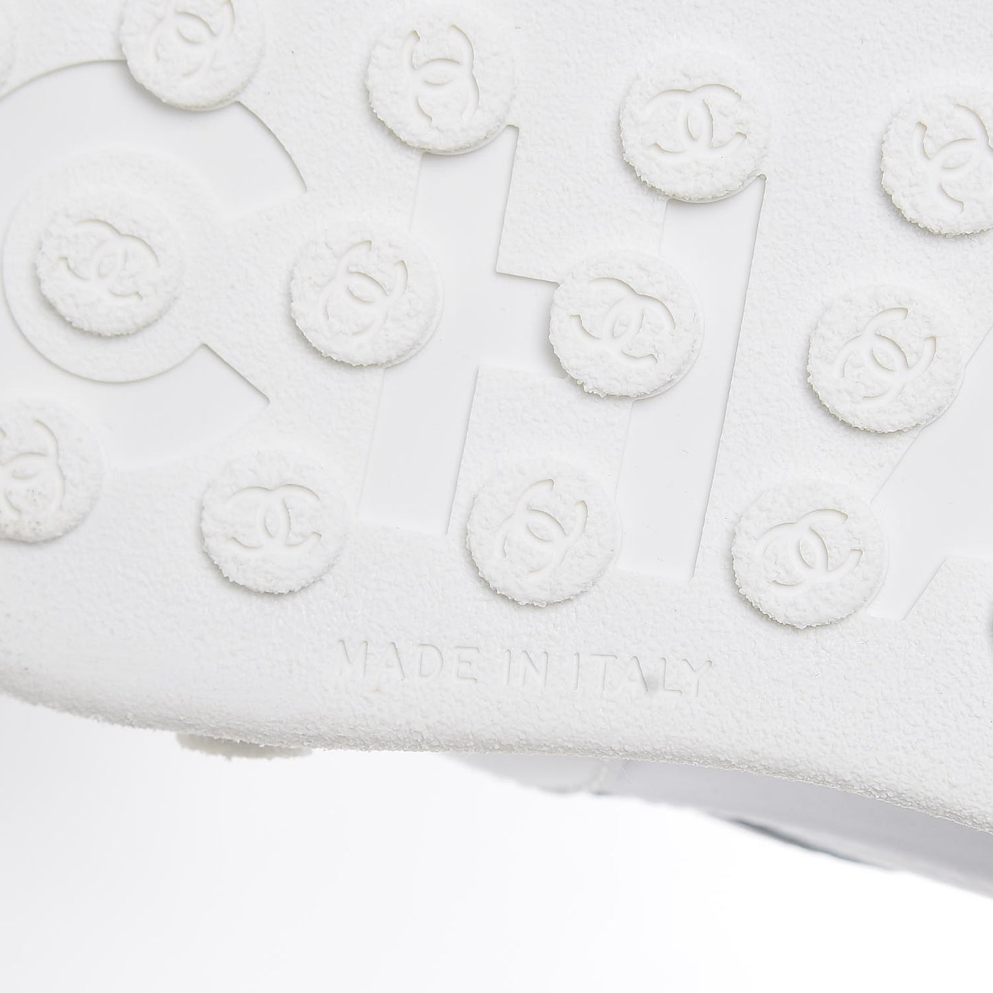 Calfskin Mesh Sneakers 38.5 White