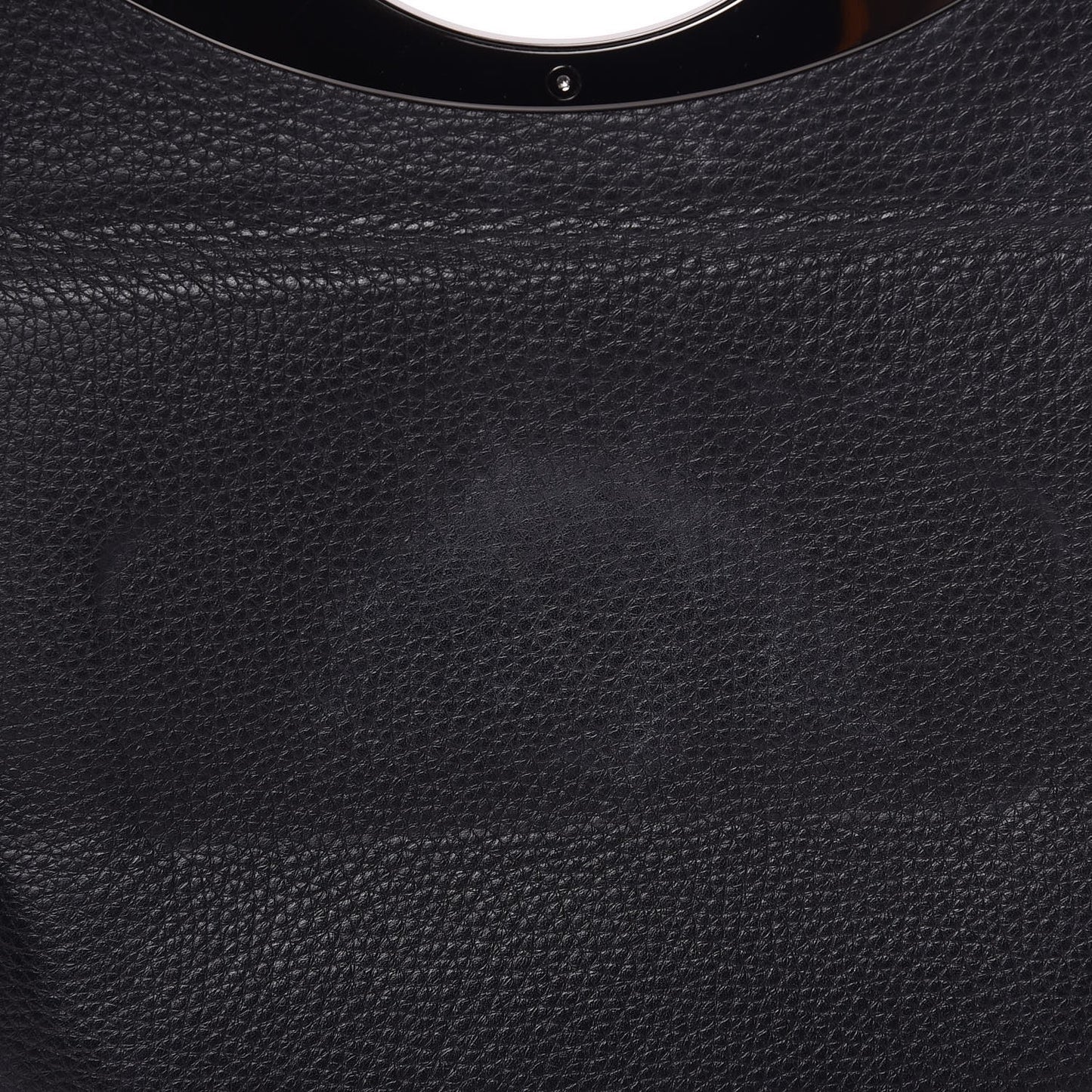 Grained Calfskin Passage Messenger Black