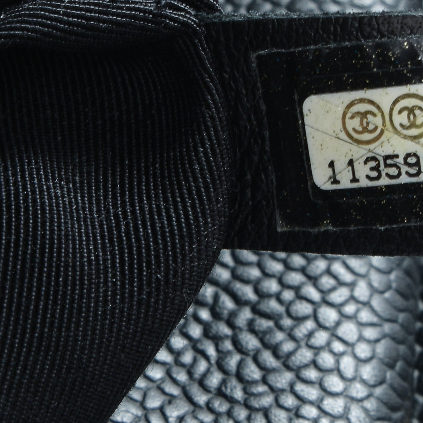 Caviar Quilted Petit Timeless Tote PTT Black