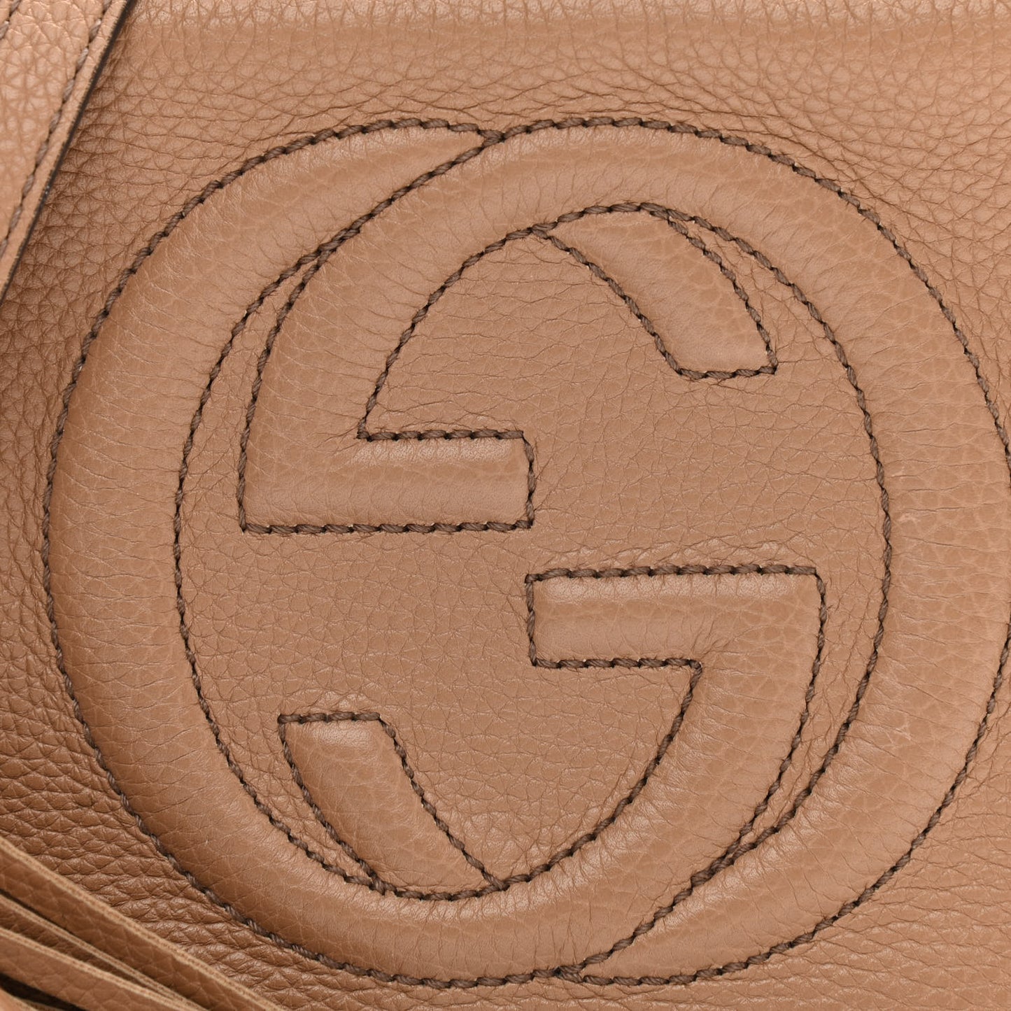 Pebbled Calfskin Small Soho Disco Bag Camelia