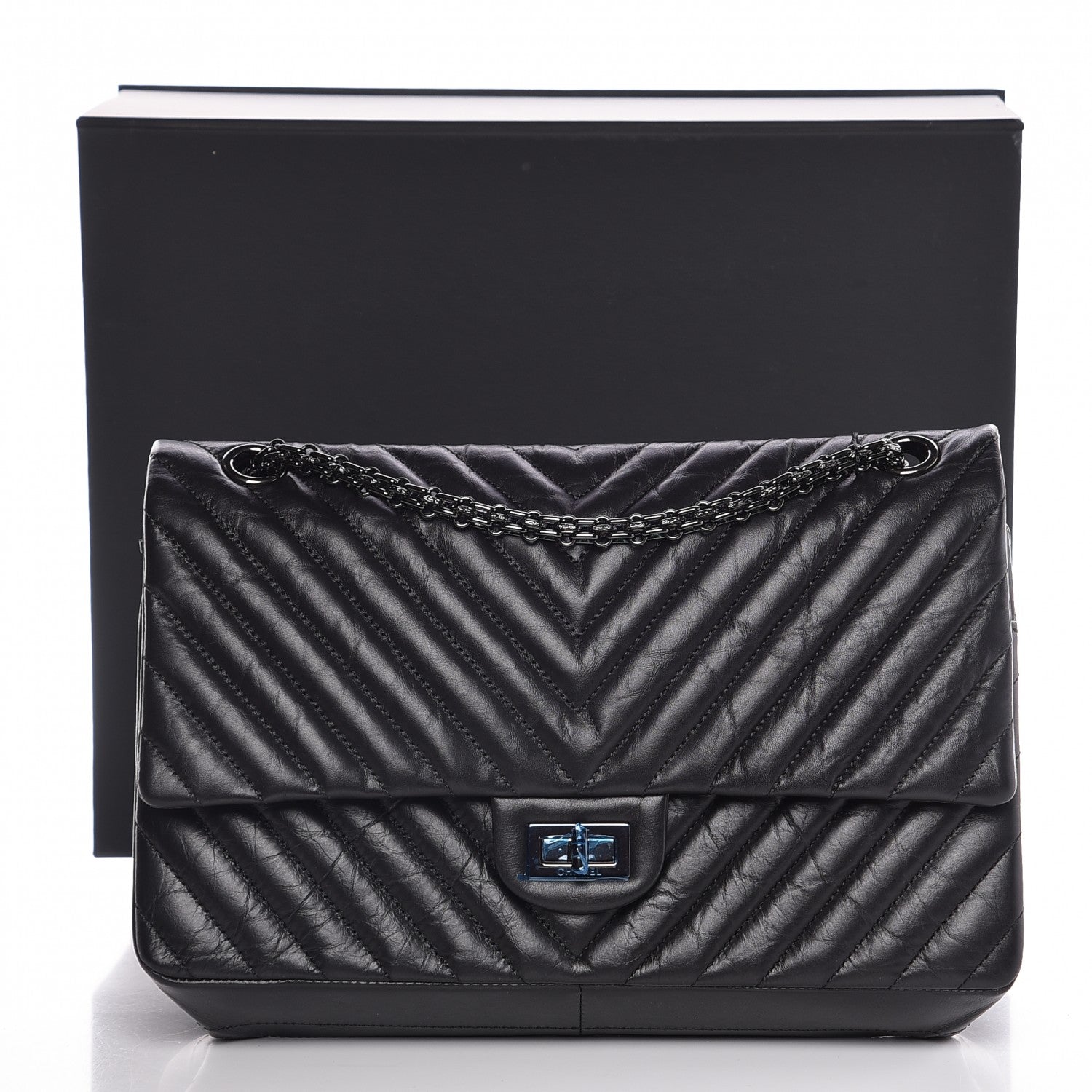 Chanel Aged Calfskin Chevron Quilted 2.55 Reissue 226 So Black 8 of 8