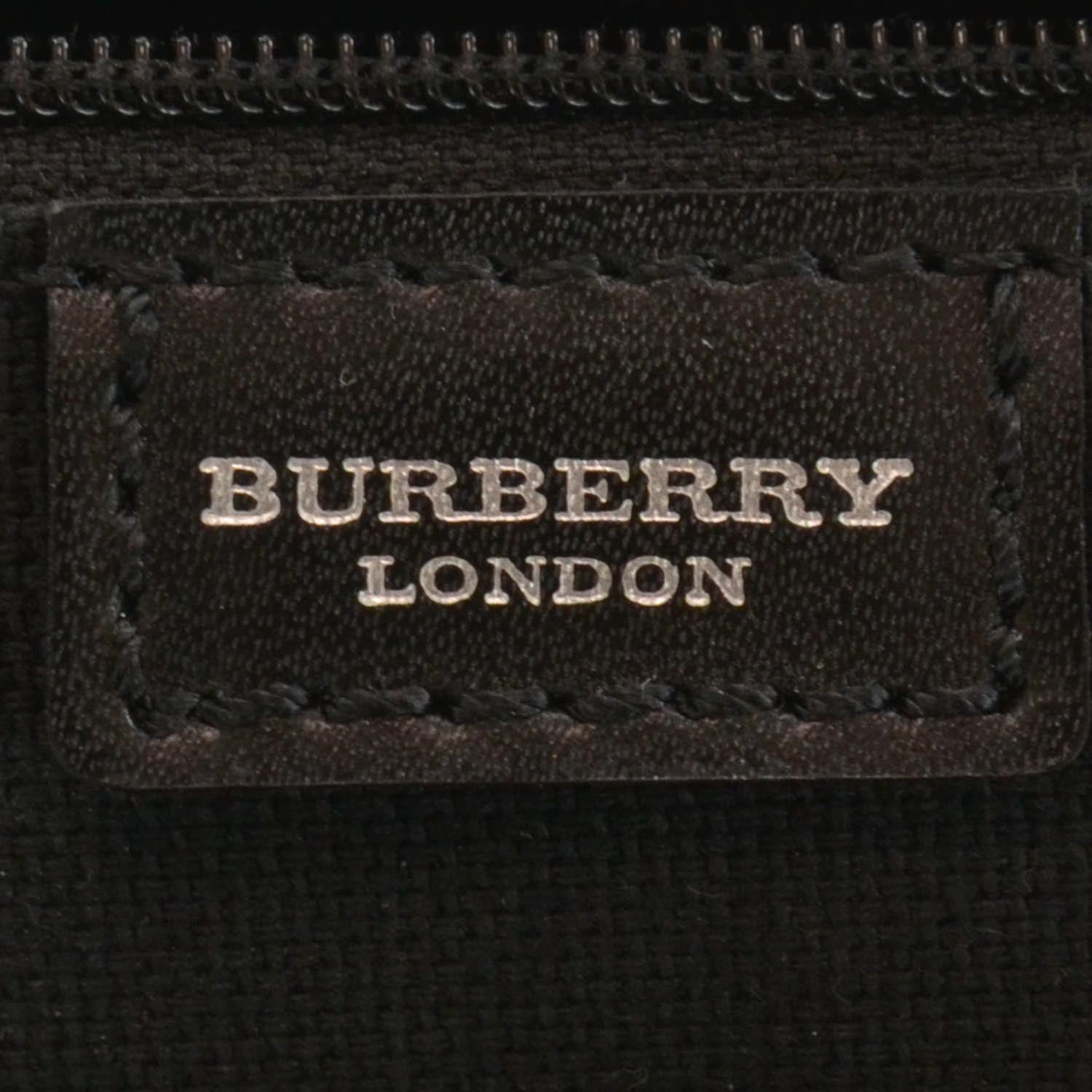 Burberry House Check 5 of 7
