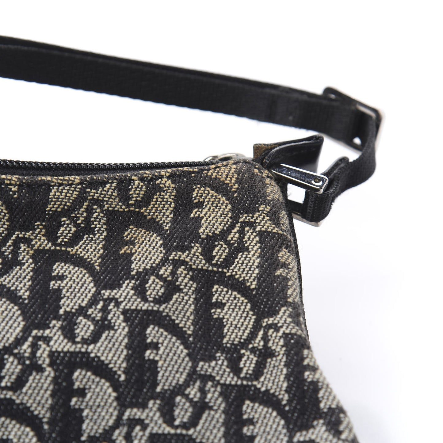 Monogram Shoulder Bag Pochette Black