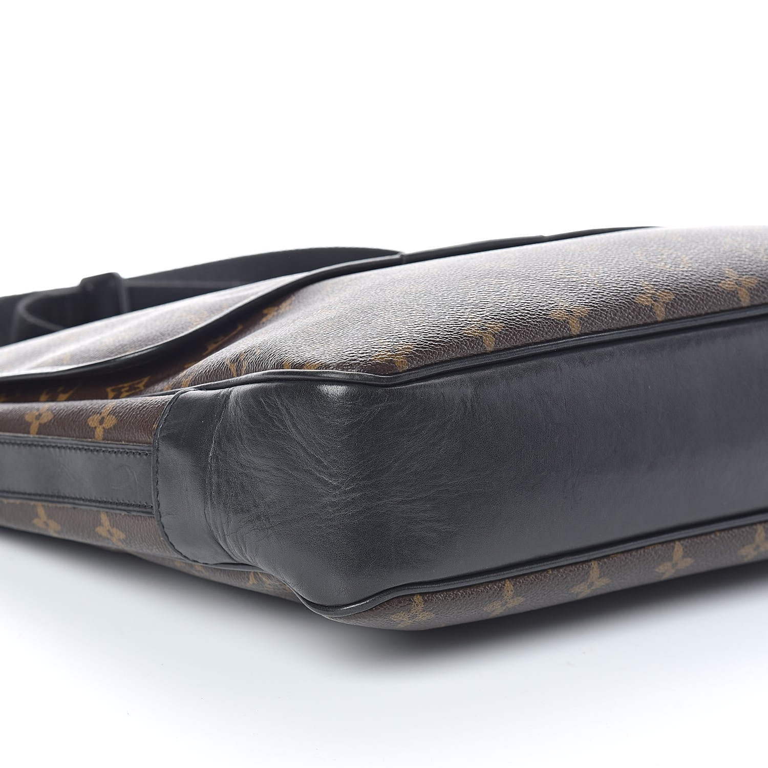 Louis Vuitton Monogram Macassar Bass GM 8 of 9