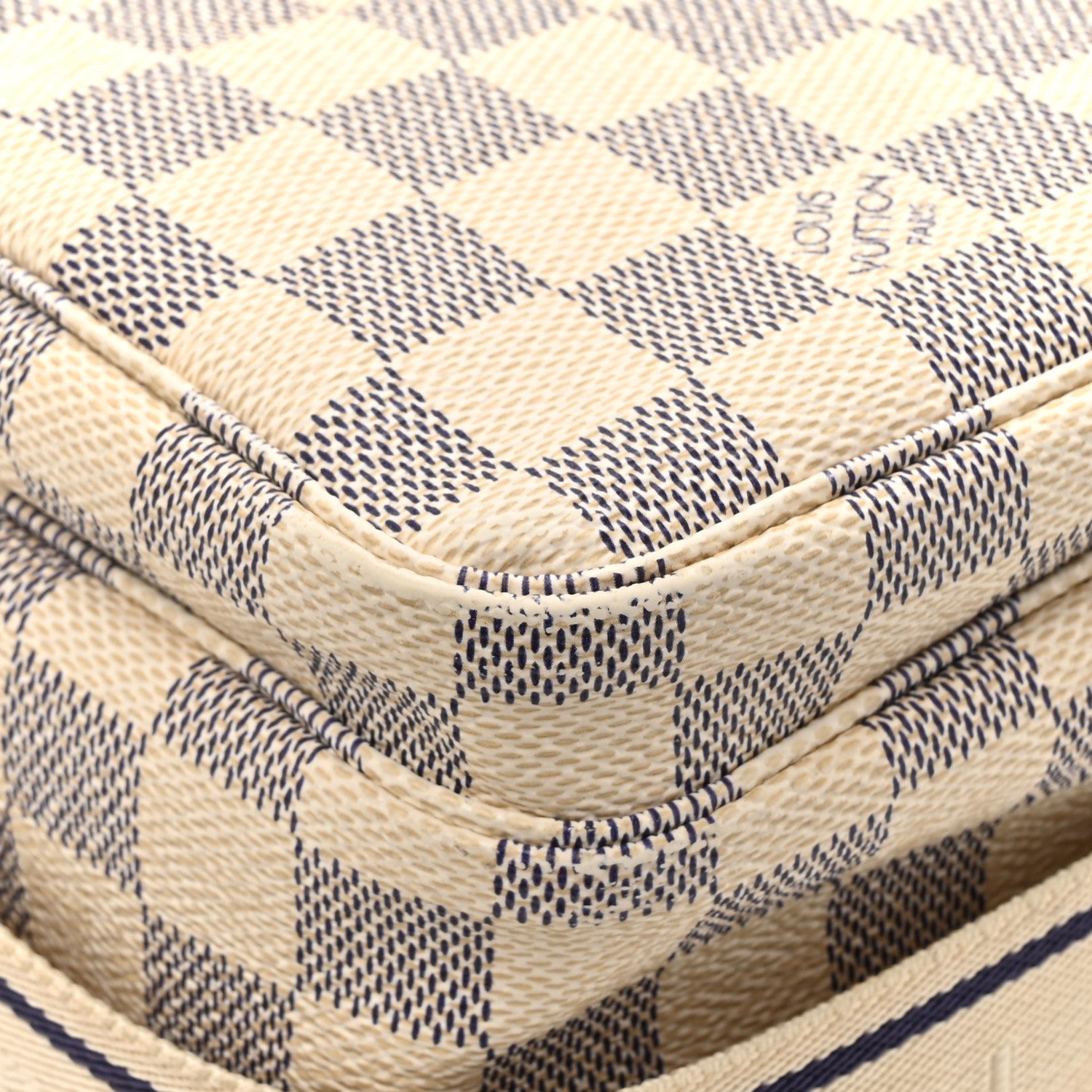Louis Vuitton Damier Azur Naviglio 14 of 16