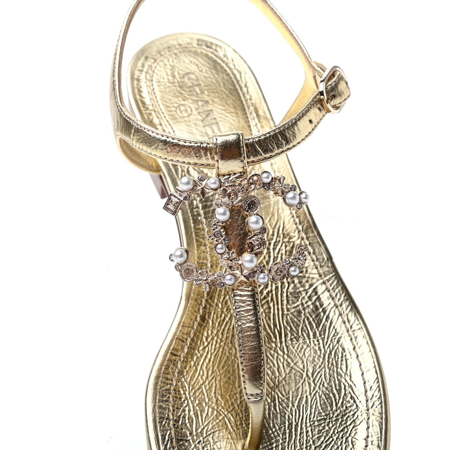 Laminated Lambskin Pearl CC Thong Sandals 36 Gold