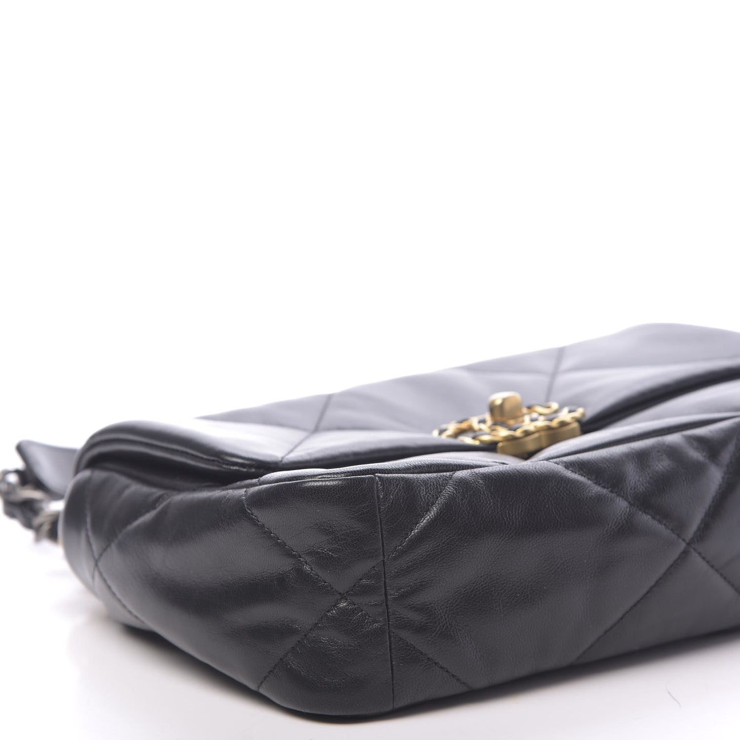 Goatskin Quilted Medium 19 Flap Black