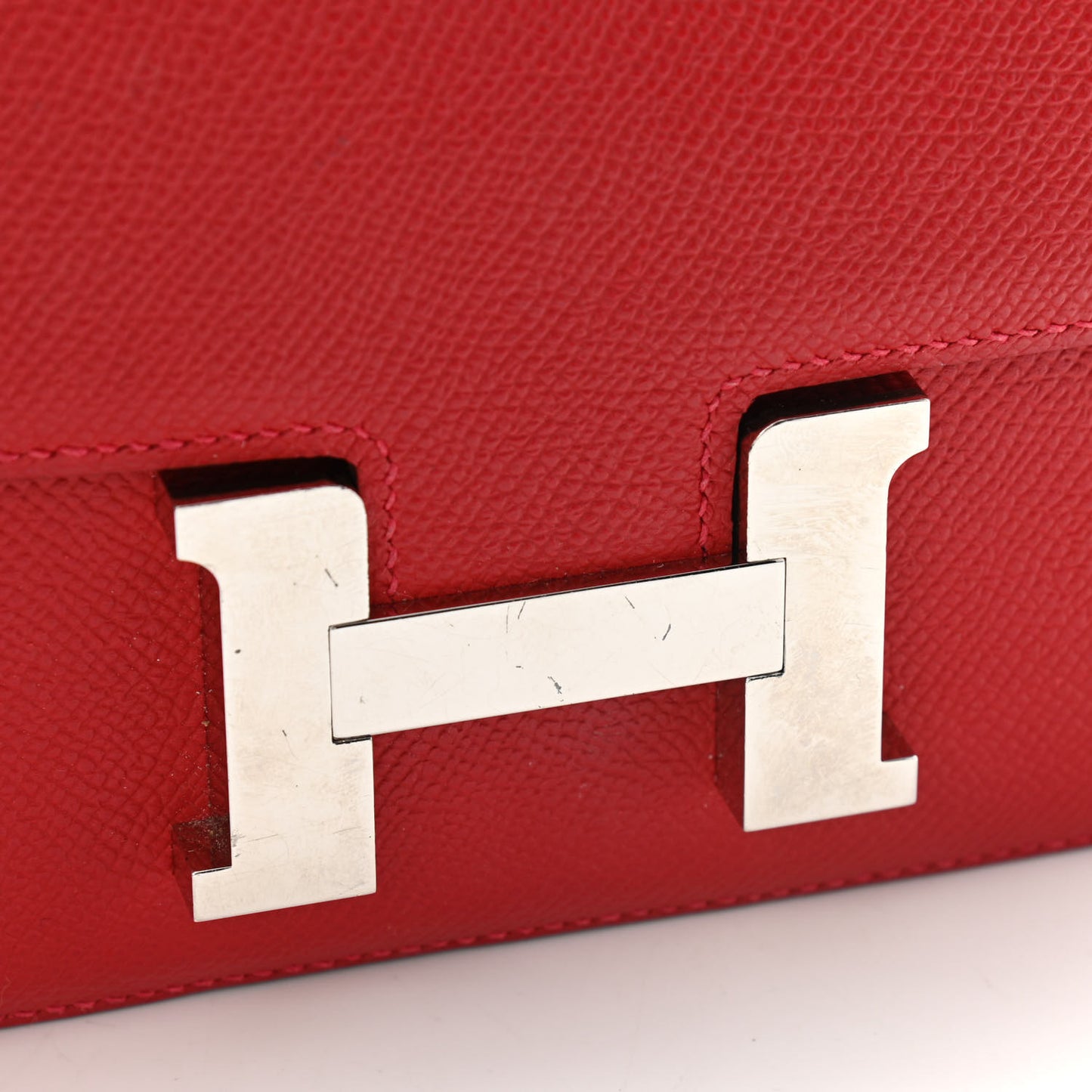Epsom Constance 18 Rouge Casaque