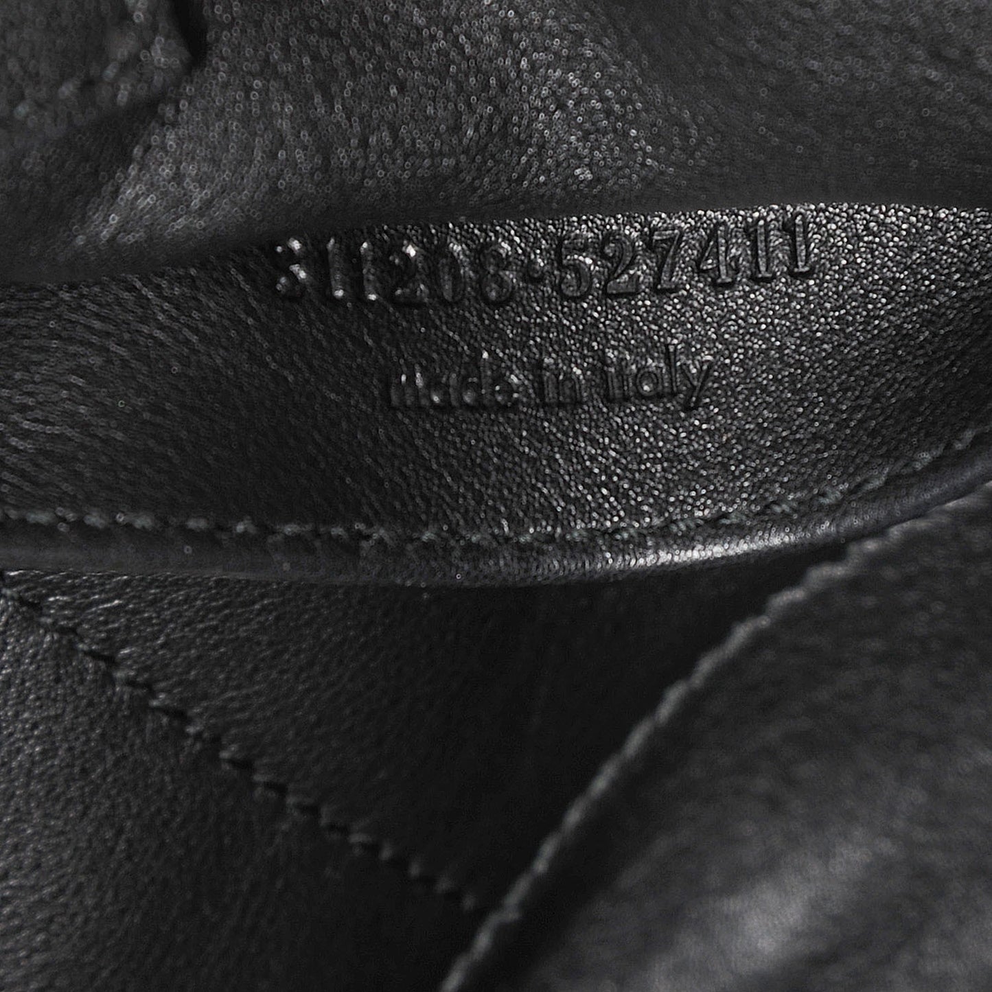 Calfskin Medium Classic Y Cabas Black