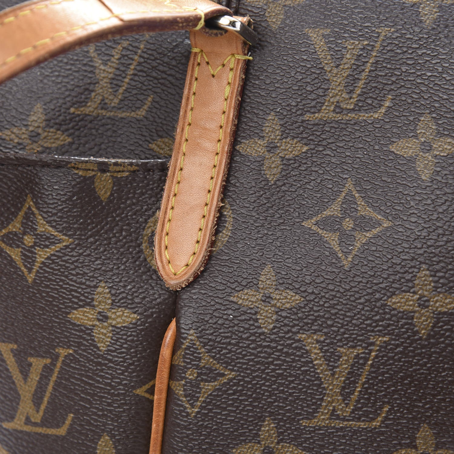 Louis Vuitton Monogram Totally PM 18 of 18