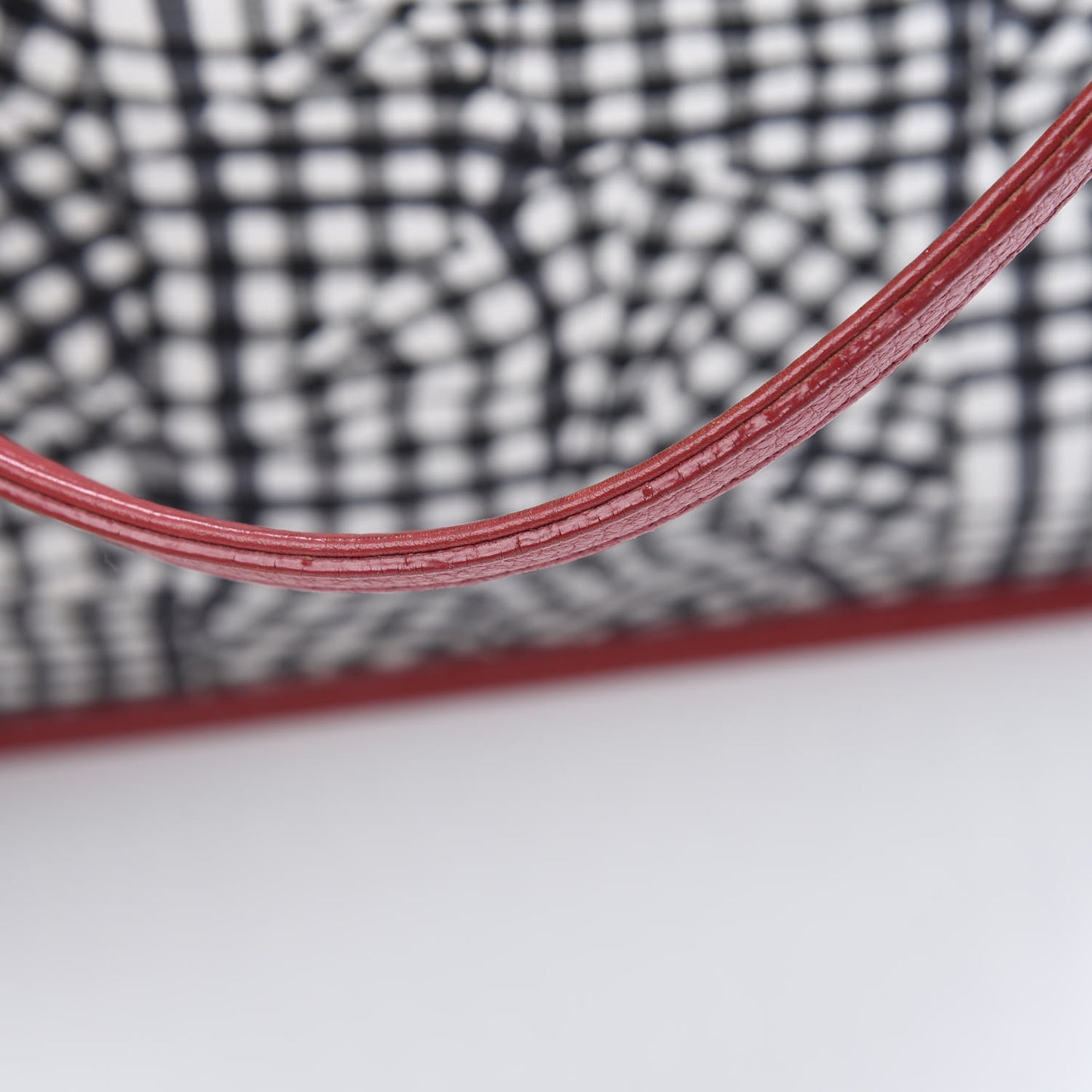 Visetos Medium Liz Reversible Shopper Tote Ruby Red