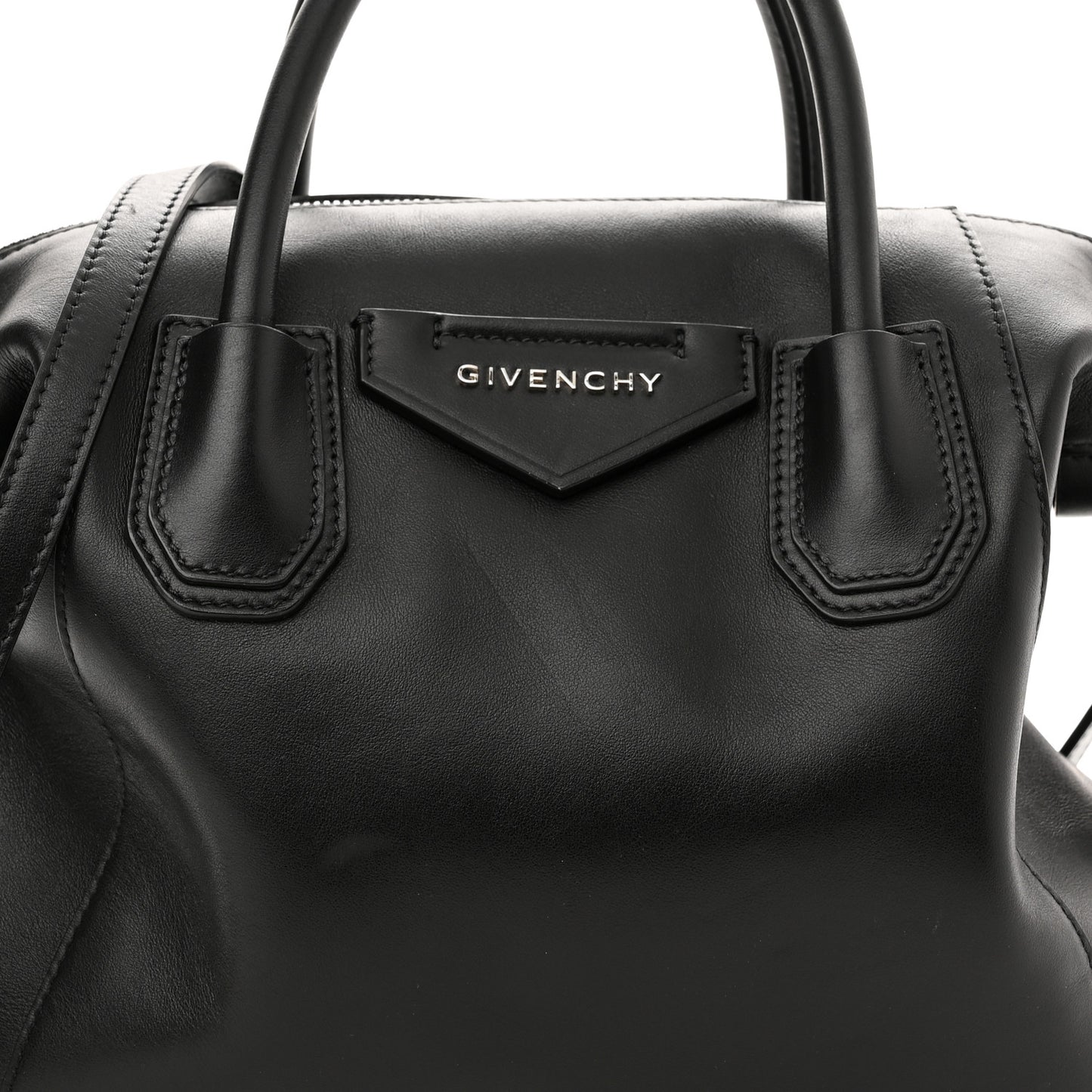 Smooth Calfskin Small Soft Antigona Black