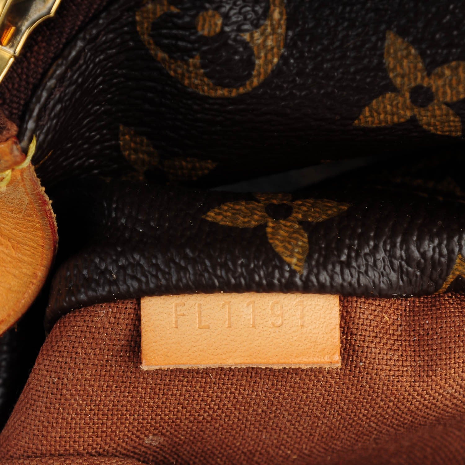 Louis Vuitton Monogram Totally MM 8 of 12
