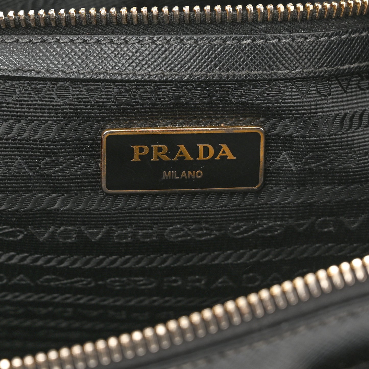 Saffiano Small Galleria Double Zip Tote Black