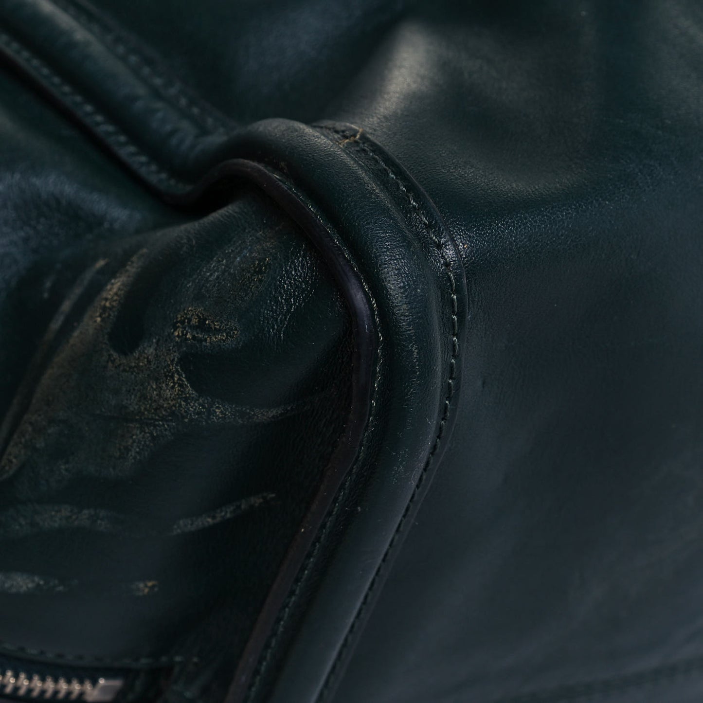 Pebbled Calfskin Large Skull Padlock Zip Around Tote Dark Green