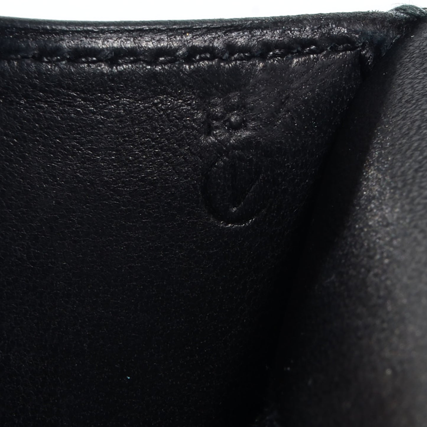 Box Constance 23 Black