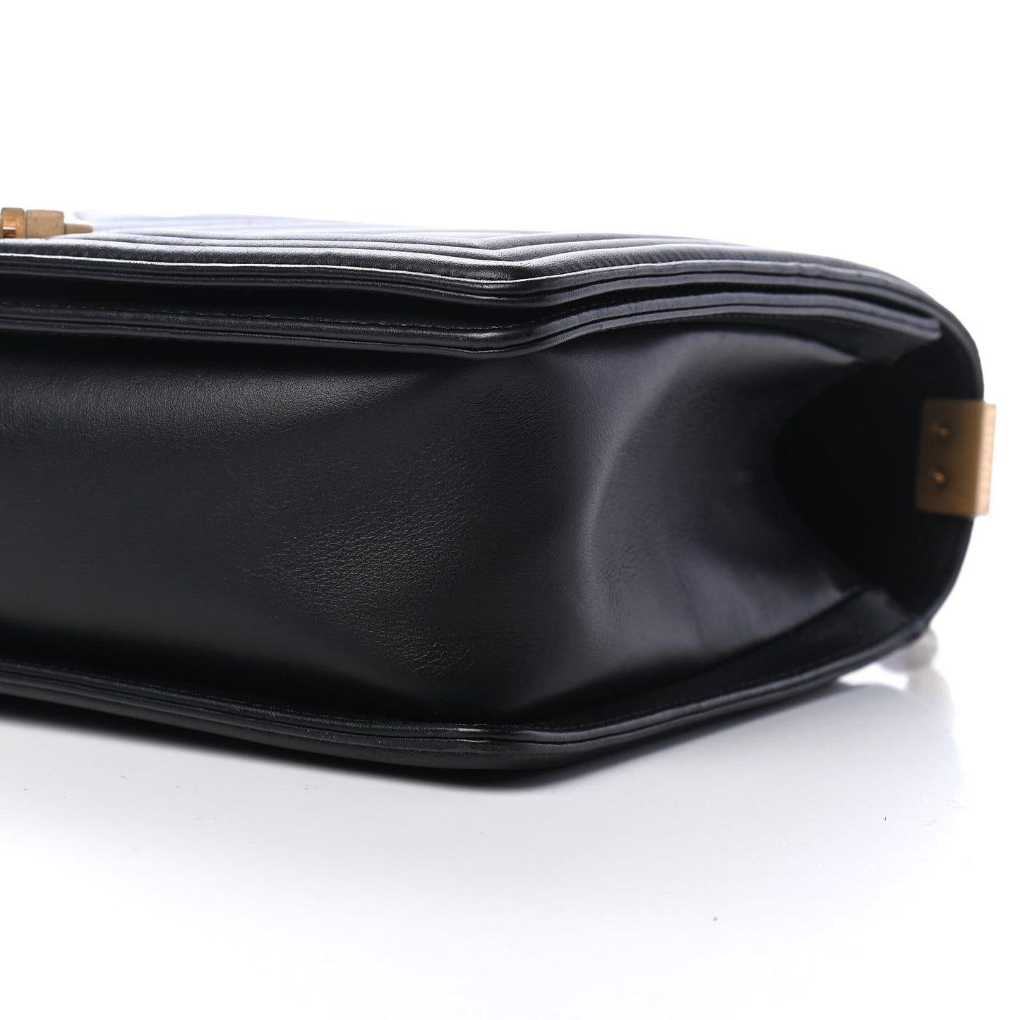 Calfskin Chevron Quilted New Medium Boy Flap Black