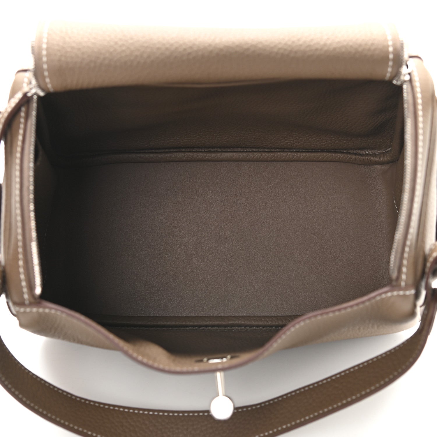 Hermes Taurillon Clemence Lindy 26 Etoupe 5 of 9