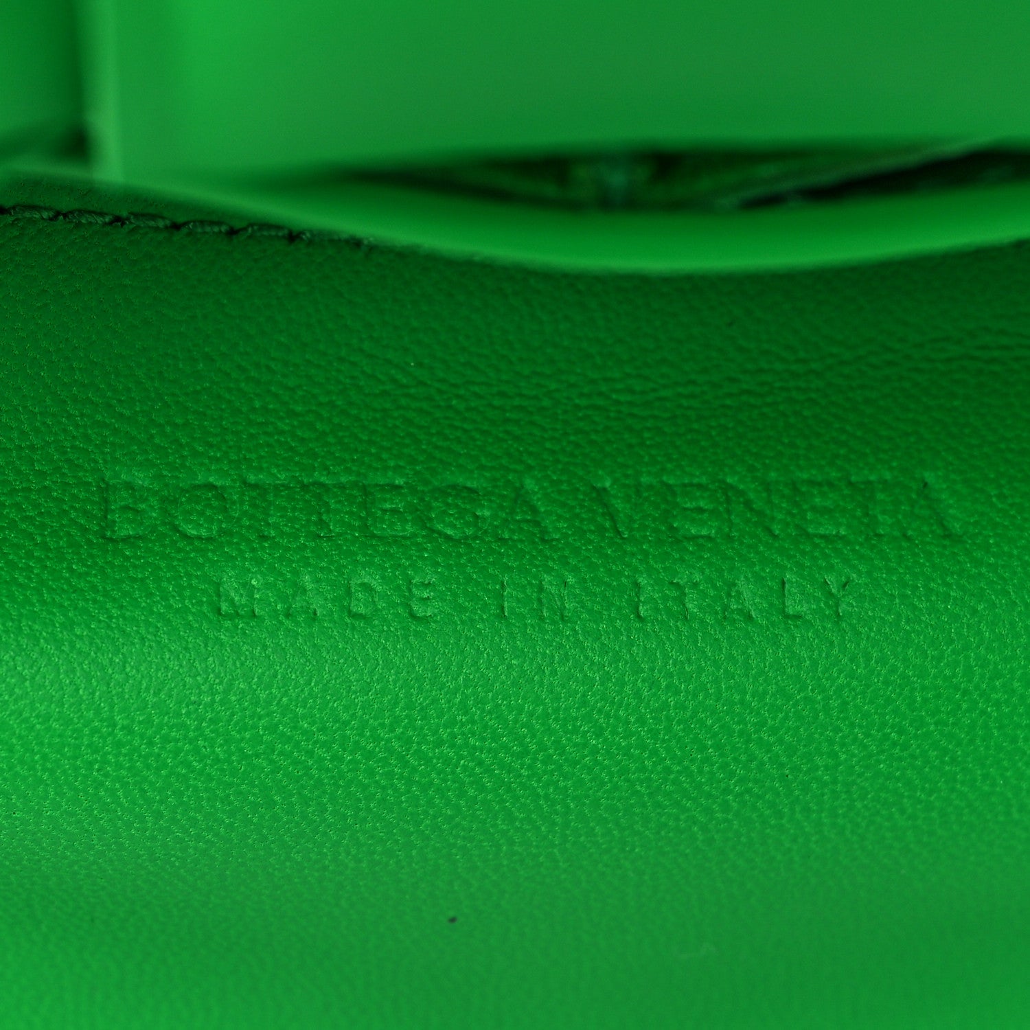 Bottega Veneta Lambskin Maxi Intreccio Padded Chain Cassette Crossbody Bag Parakeet 5 of 8