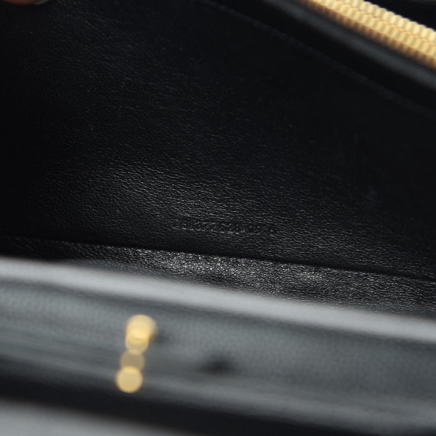 Grain De Poudre Matelasse Chevron Monogram Chain Wallet Black