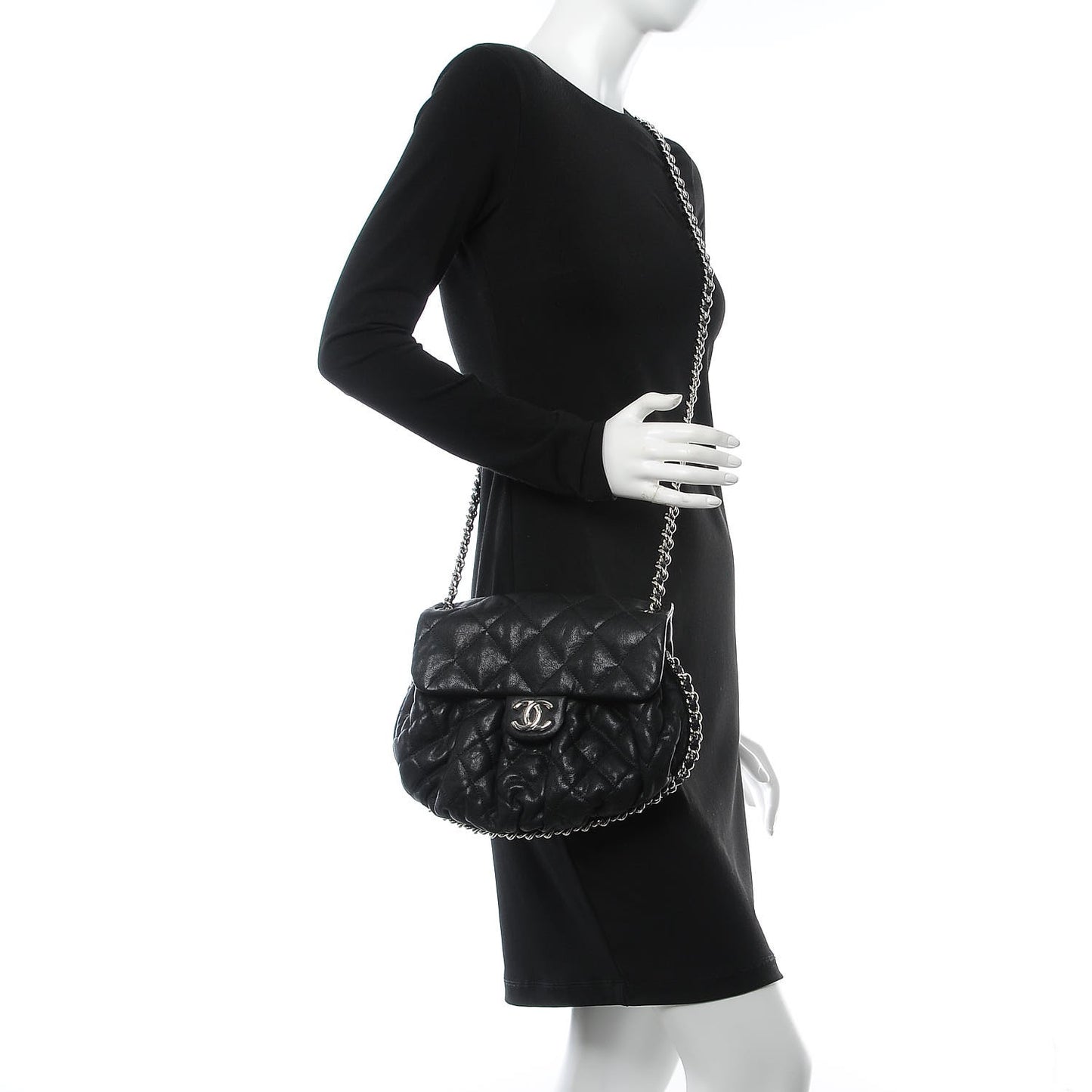 Washed Lambskin Quilted Medium Chain Around Messenger Black