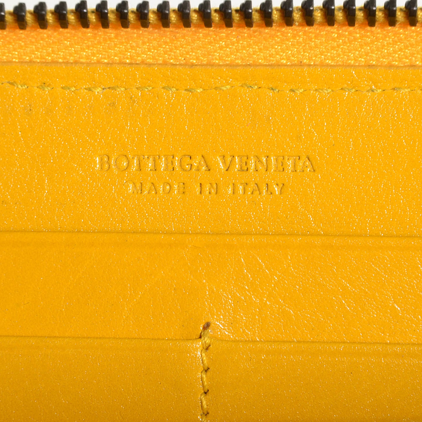 Vitellino Lisse Intrecciato Zip Around Wallet Yolk Paille