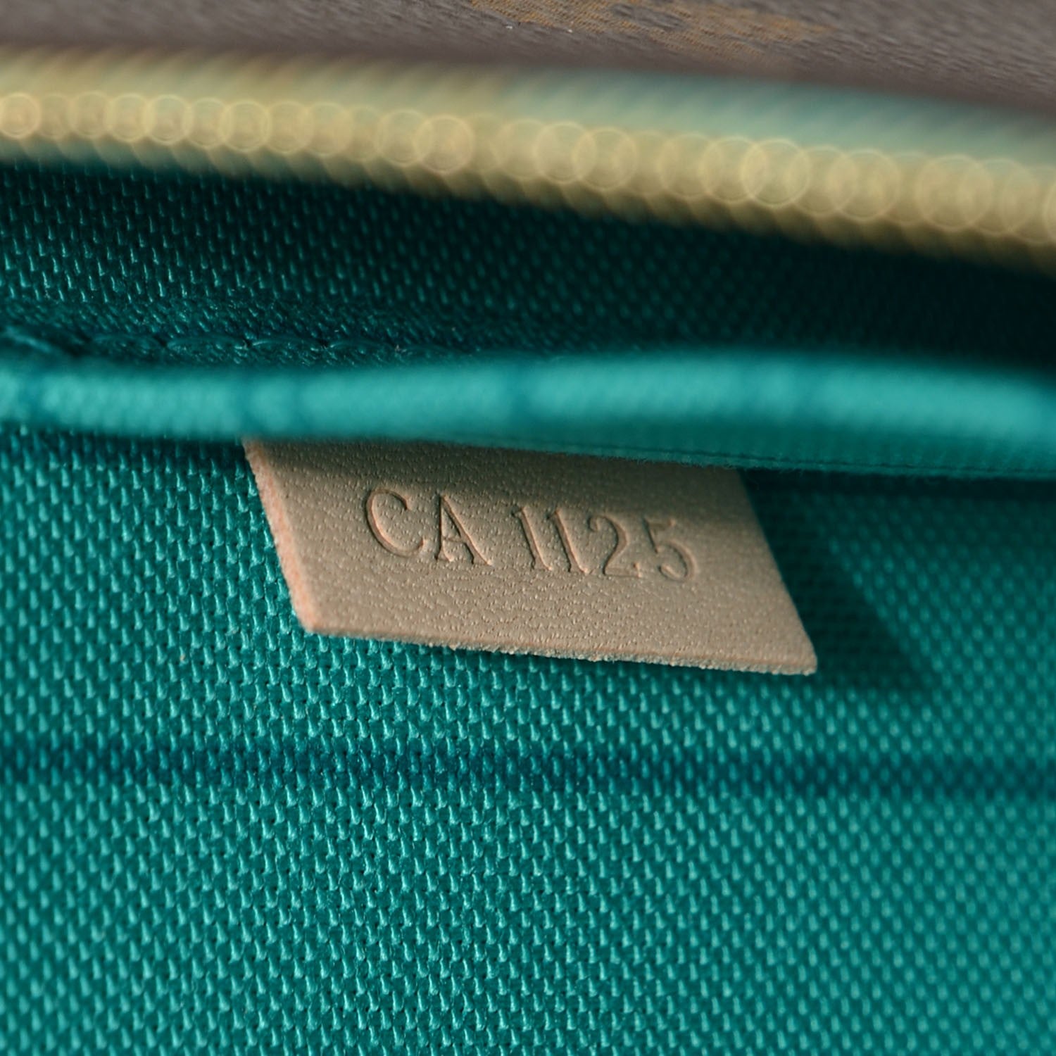 Louis Vuitton Monogram Neverfull MM GM Pochette Turquoise 7 of 7