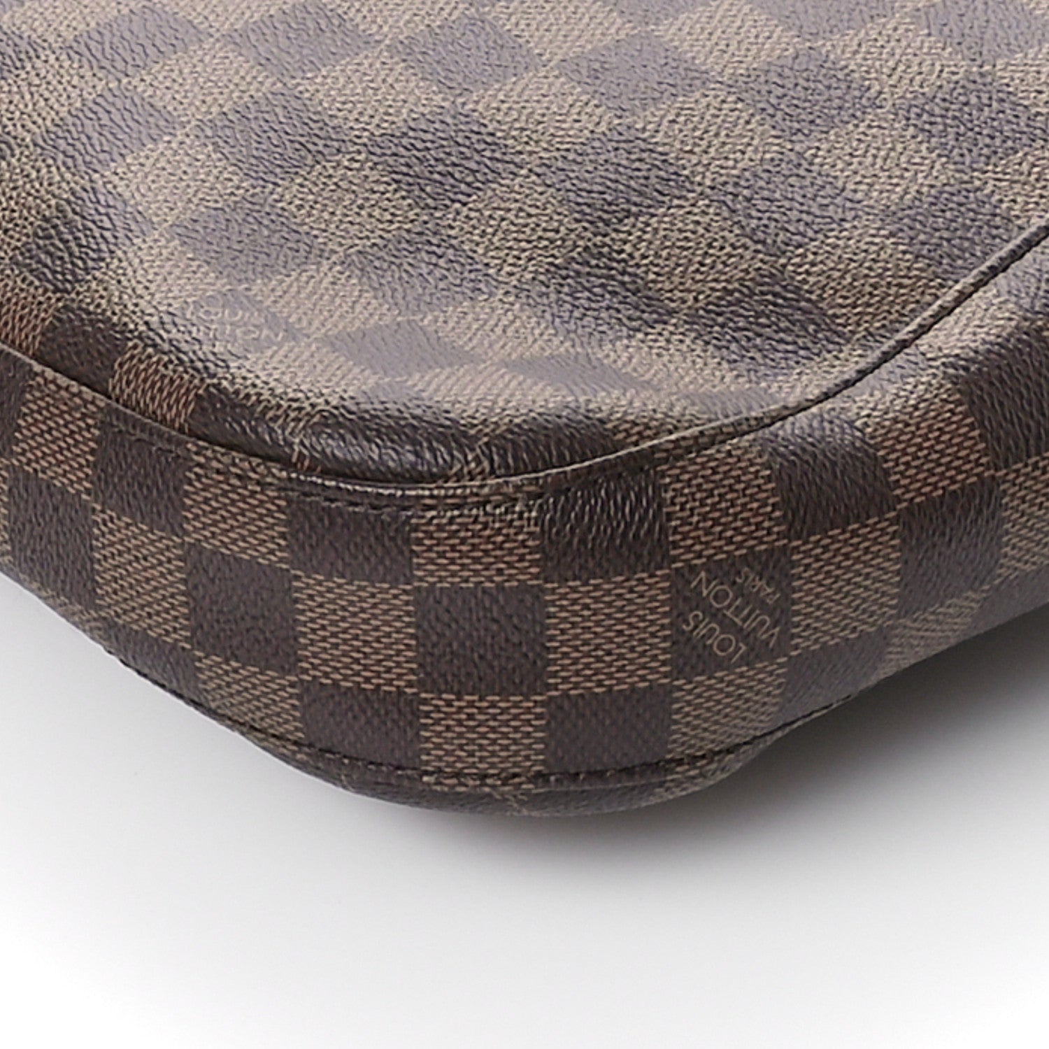 Louis Vuitton Damier Ebene South Bank Besace 10 of 11