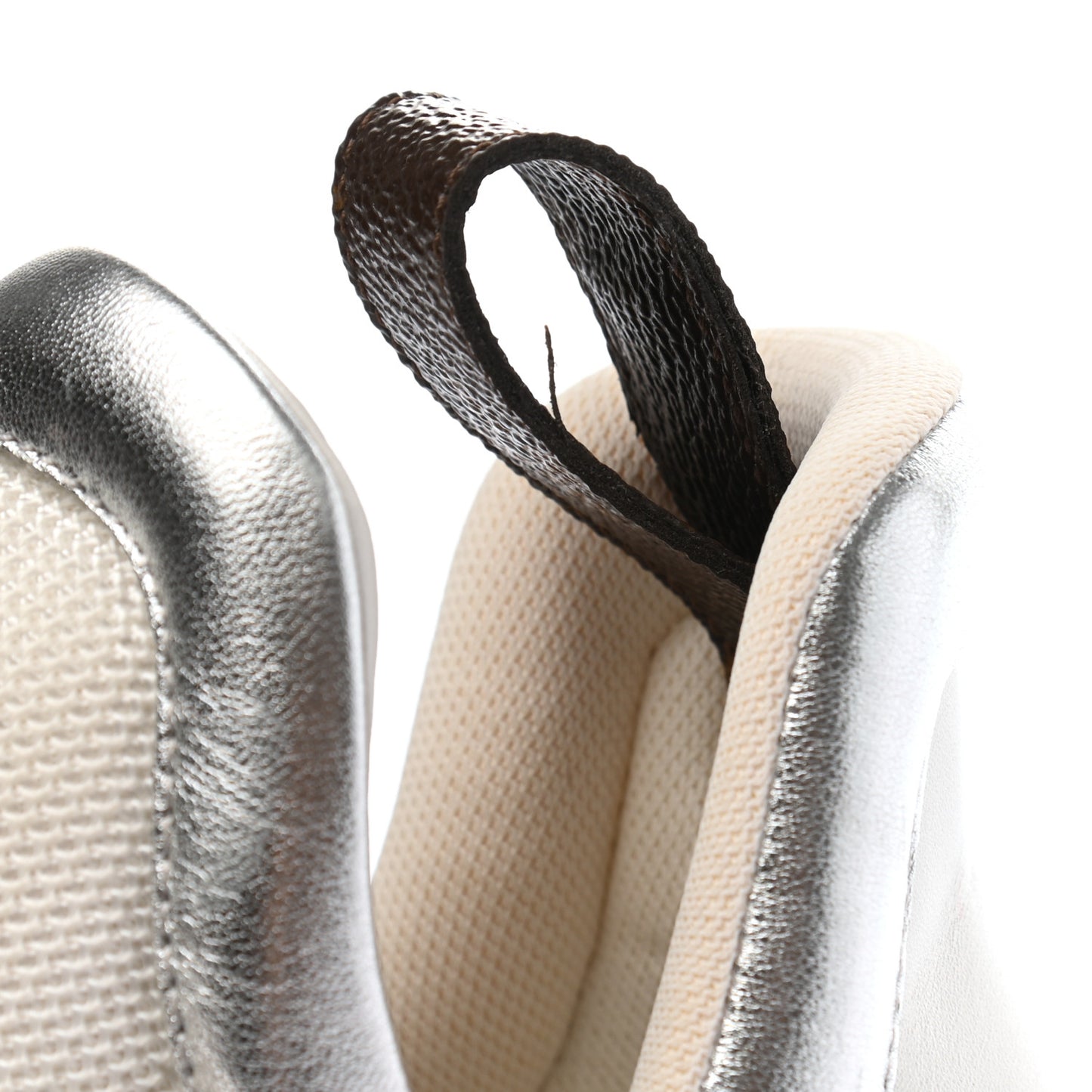 Metallic Calfskin Technical Nylon LV Archlight Sneakers 40 White Silver
