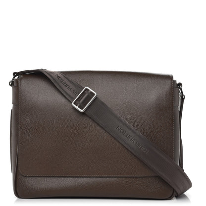Louis Vuitton Taiga Roman MM Messenger Grizzli 1 of 8