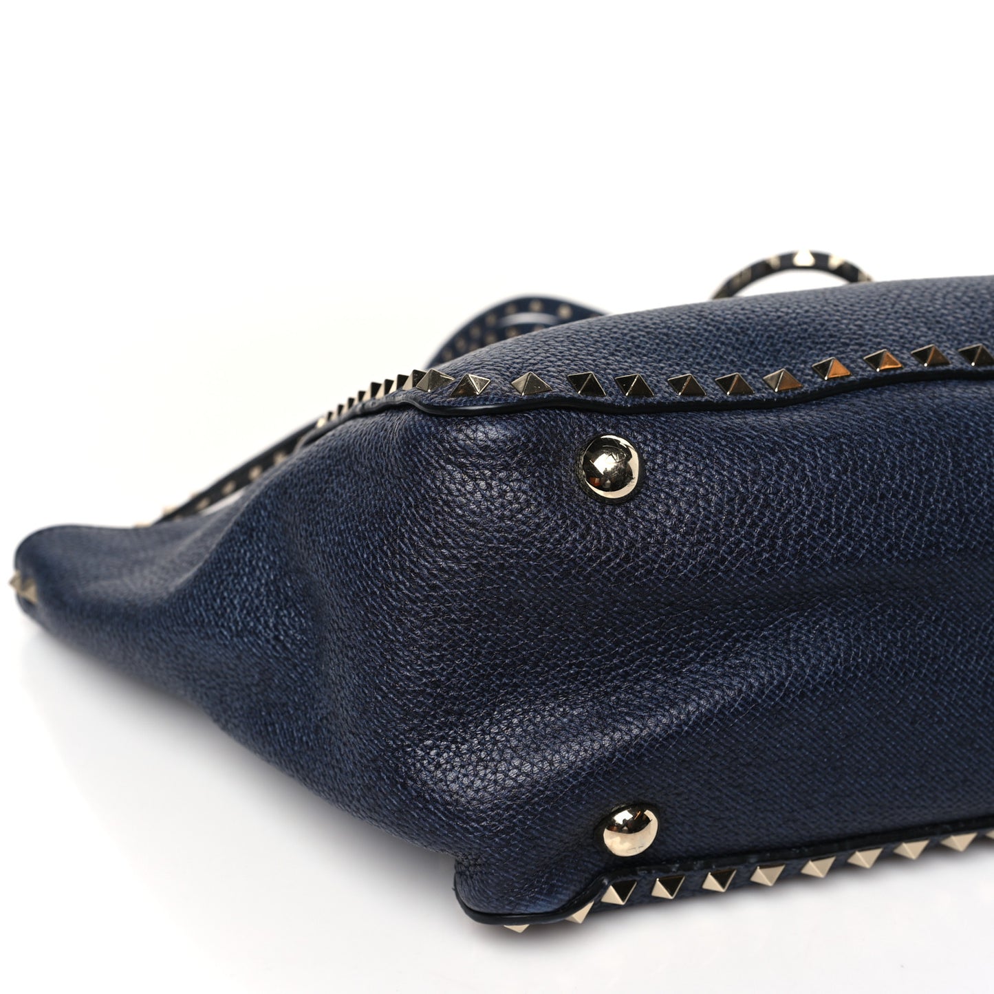 Pebbled Calfskin Medium Rockstud Tote Deep Denim
